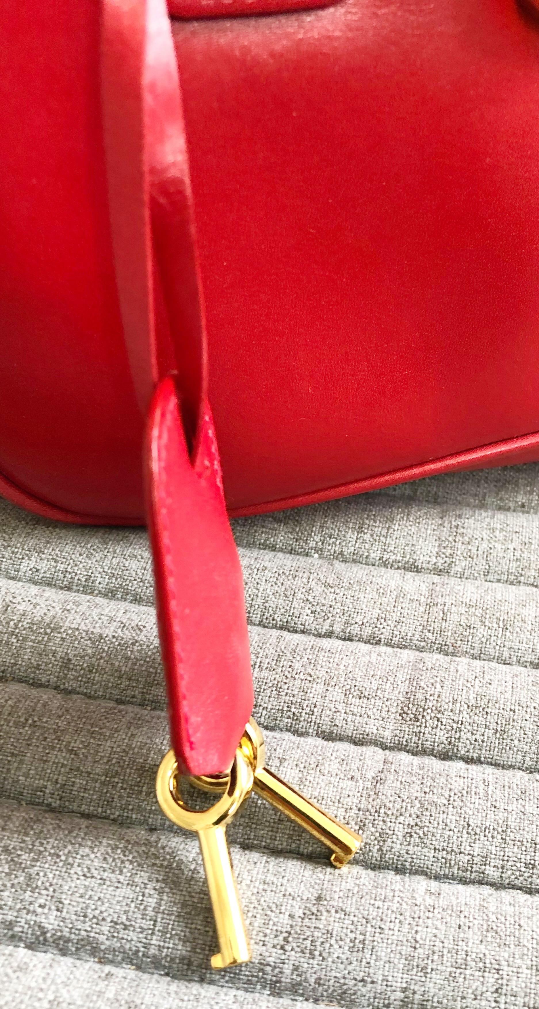 Women's Gucci 1990s Lipstick Red Leather Vintage 90s Purse Handbag Satchel Bag