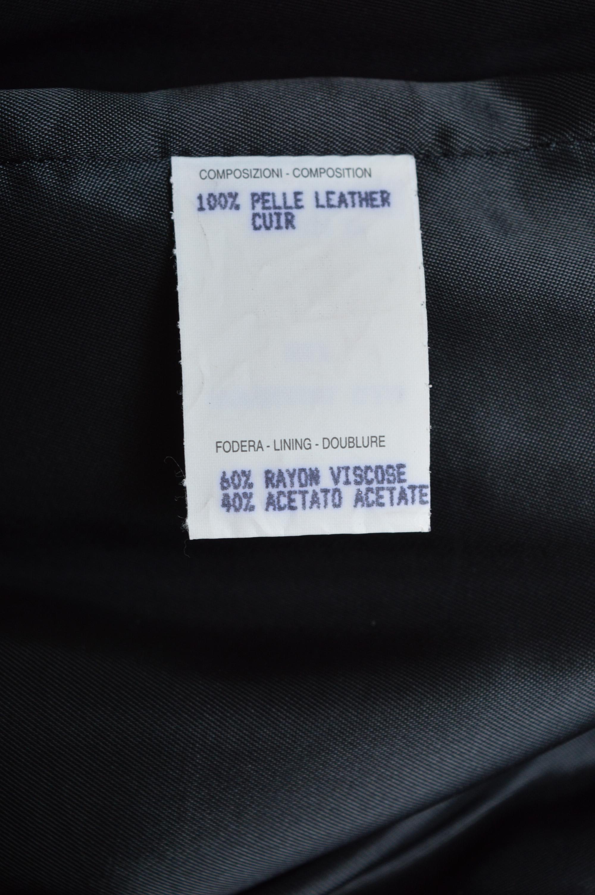 GUCCI 1998 by Tom Ford Black butter soft lamb skin leather pants - Trousers For Sale 10