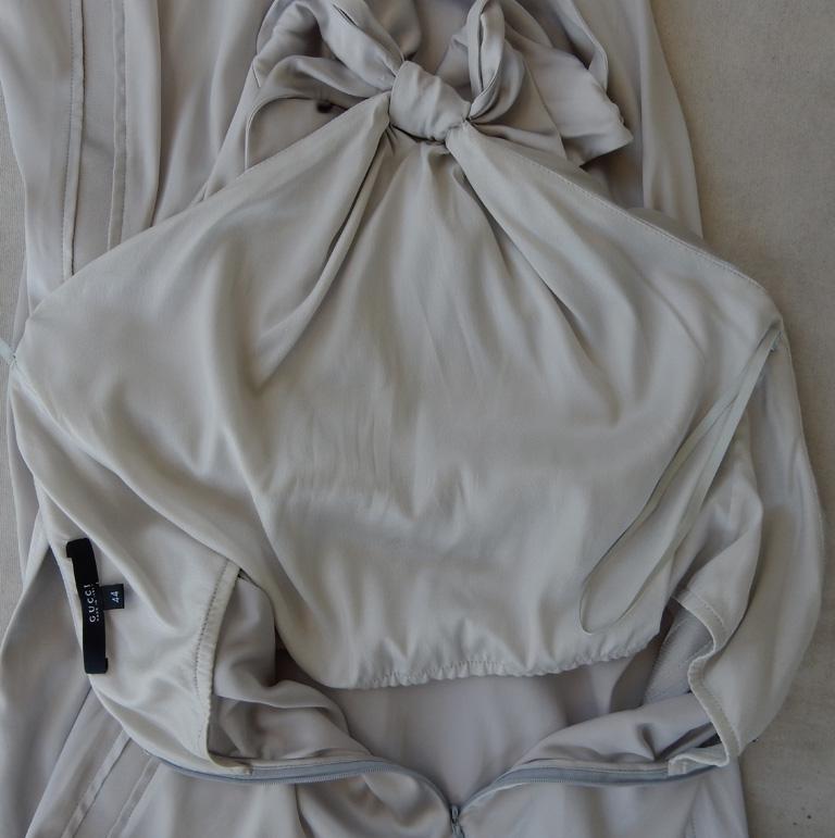 Gucci 2004 by Tom Ford Slipper Satin Silver Harlowesque Bias Cut Out Dress Gown in vendita 2