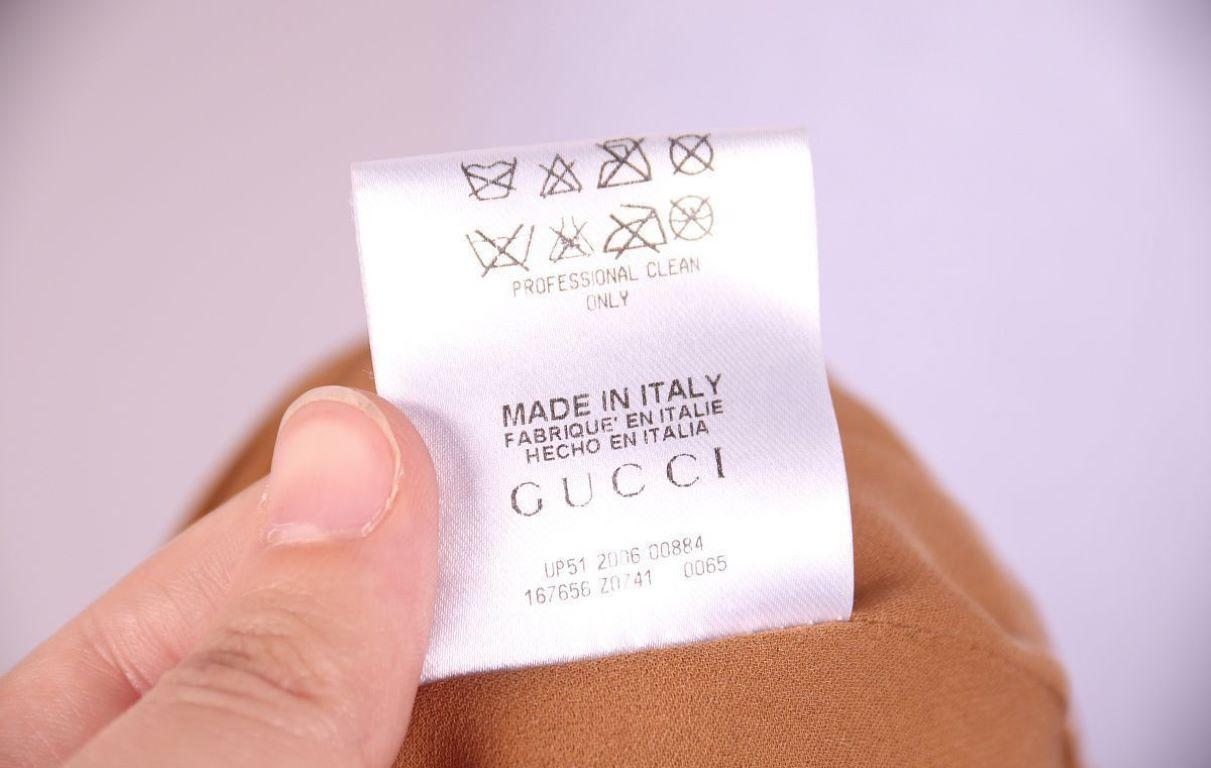 Gucci 2006 Caramel Silk Beaded One Shoulder Preowned Dress runway For Sale 7