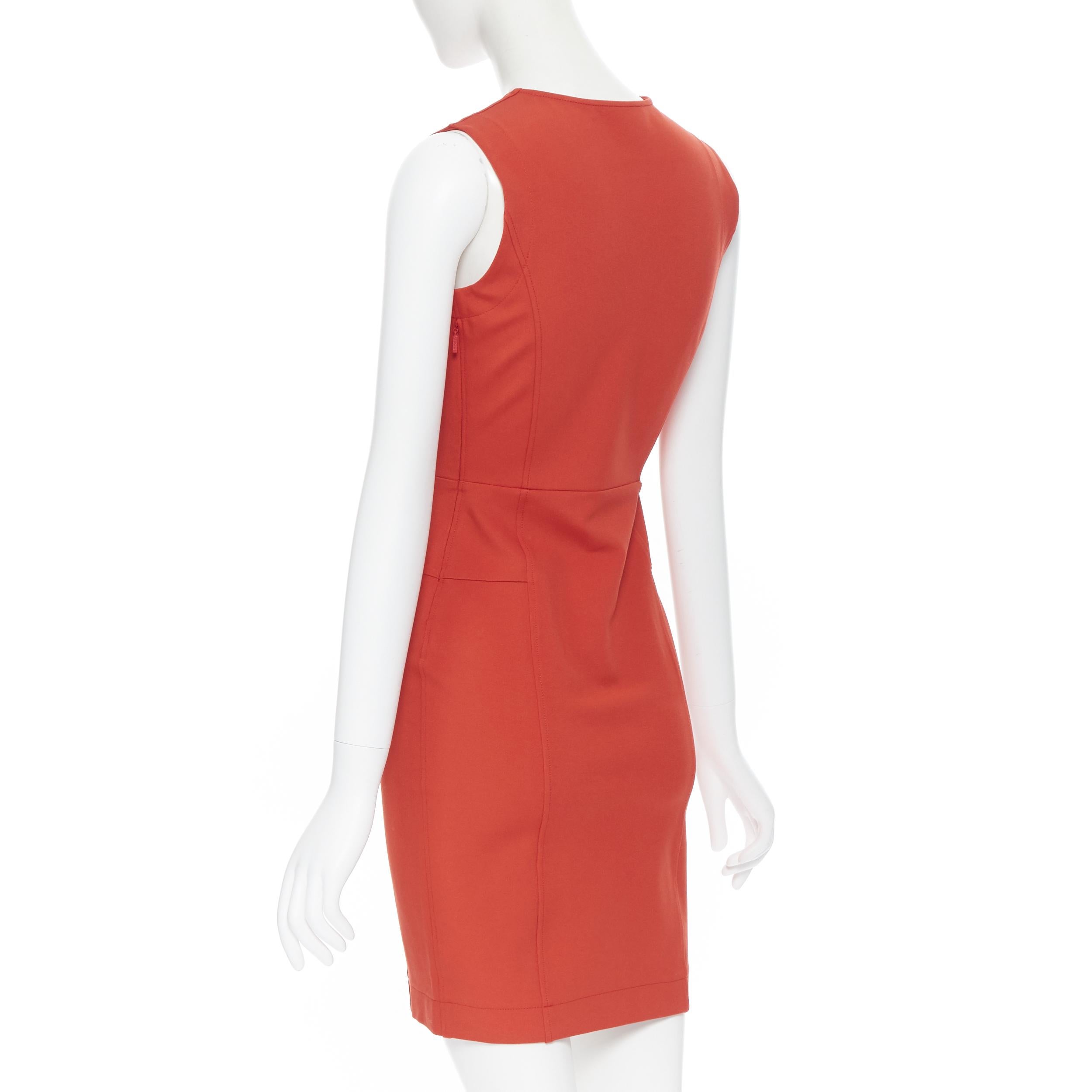 GUCCI 2007 red viscose blend V-neck stretchy bodycon sleeveless dress XS In Excellent Condition In Hong Kong, NT