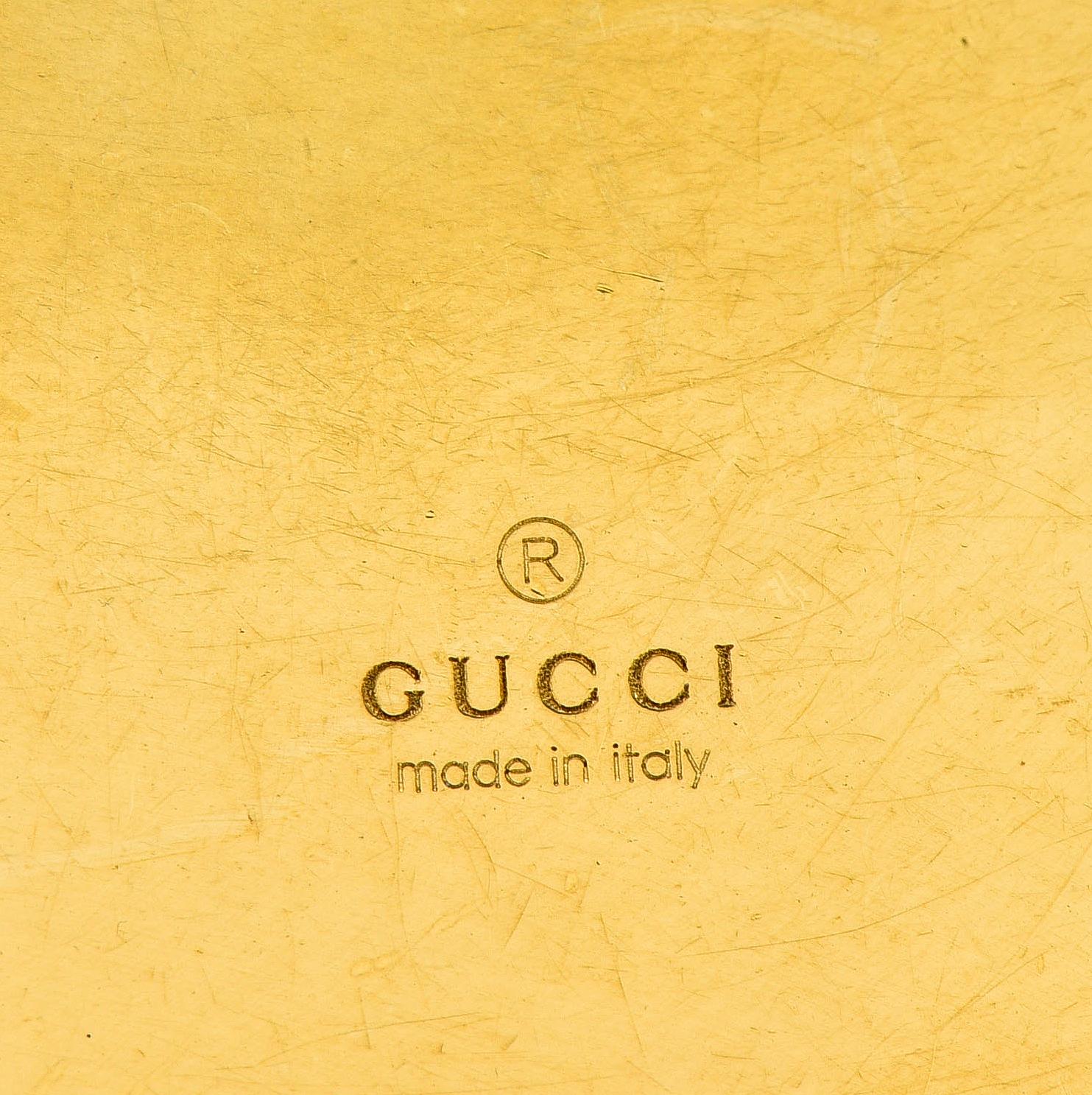 Gucci 2009 Enamel Sea Shell 18 Karat Yellow Gold Horsebit Necklace For Sale 3