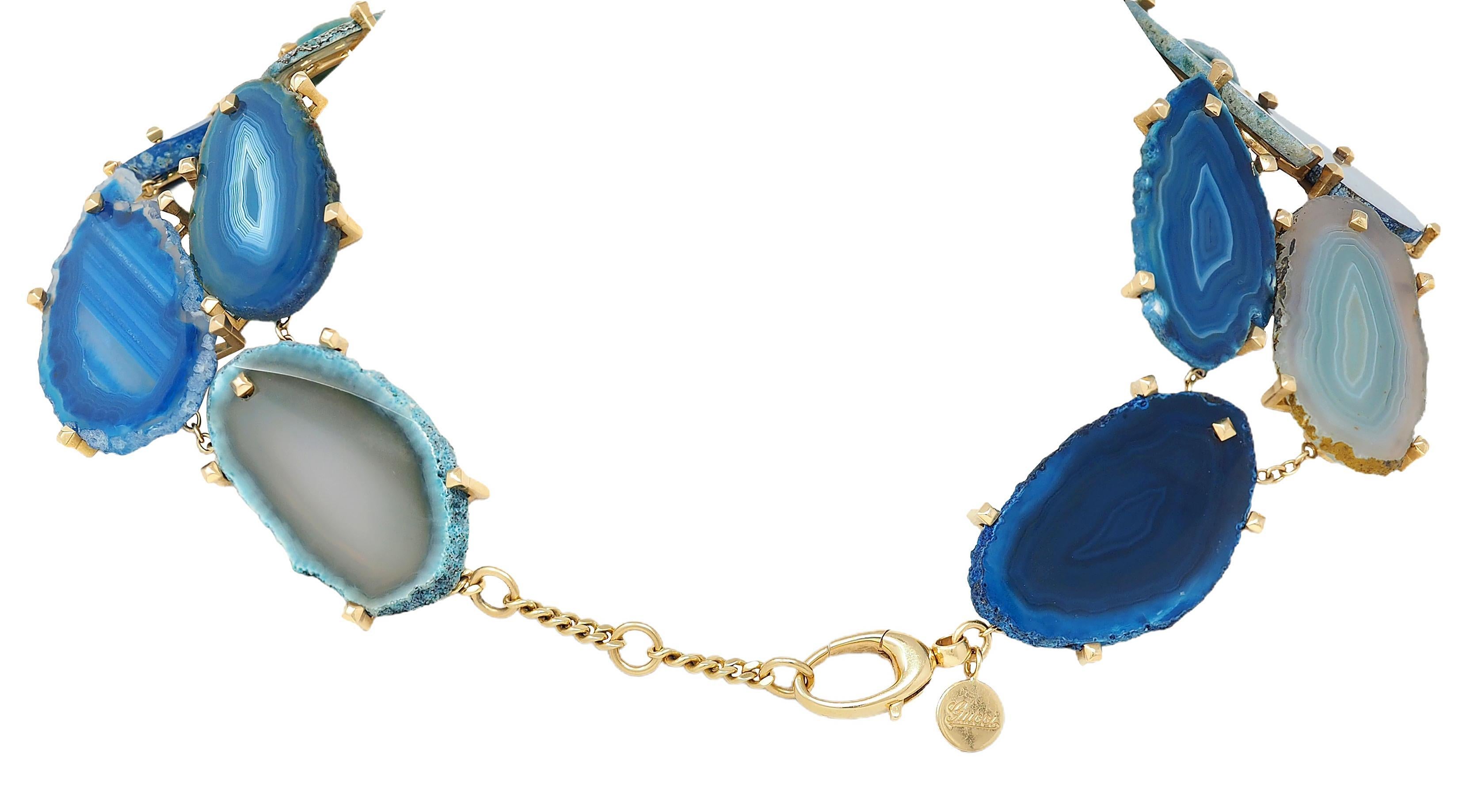 Gucci 2009 Spring Blue Agate 18 Karat Yellow Gold Collar Statement Necklace en Excelente estado para la venta en Philadelphia, PA