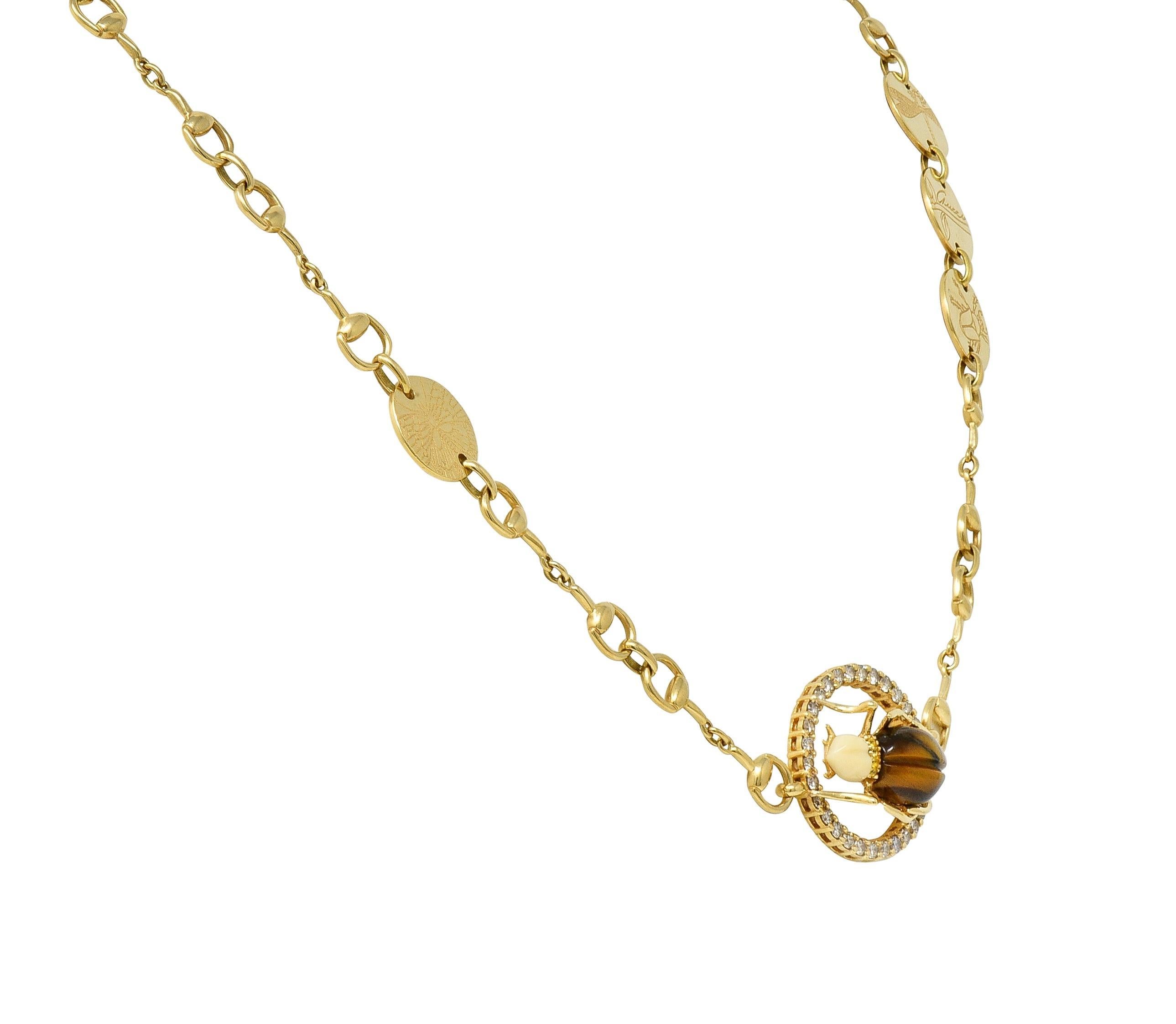 Gucci 2010 Diamond Tiger's Eye 18 Karat Yellow Gold Beetle Horsebit Necklace In Excellent Condition For Sale In Philadelphia, PA