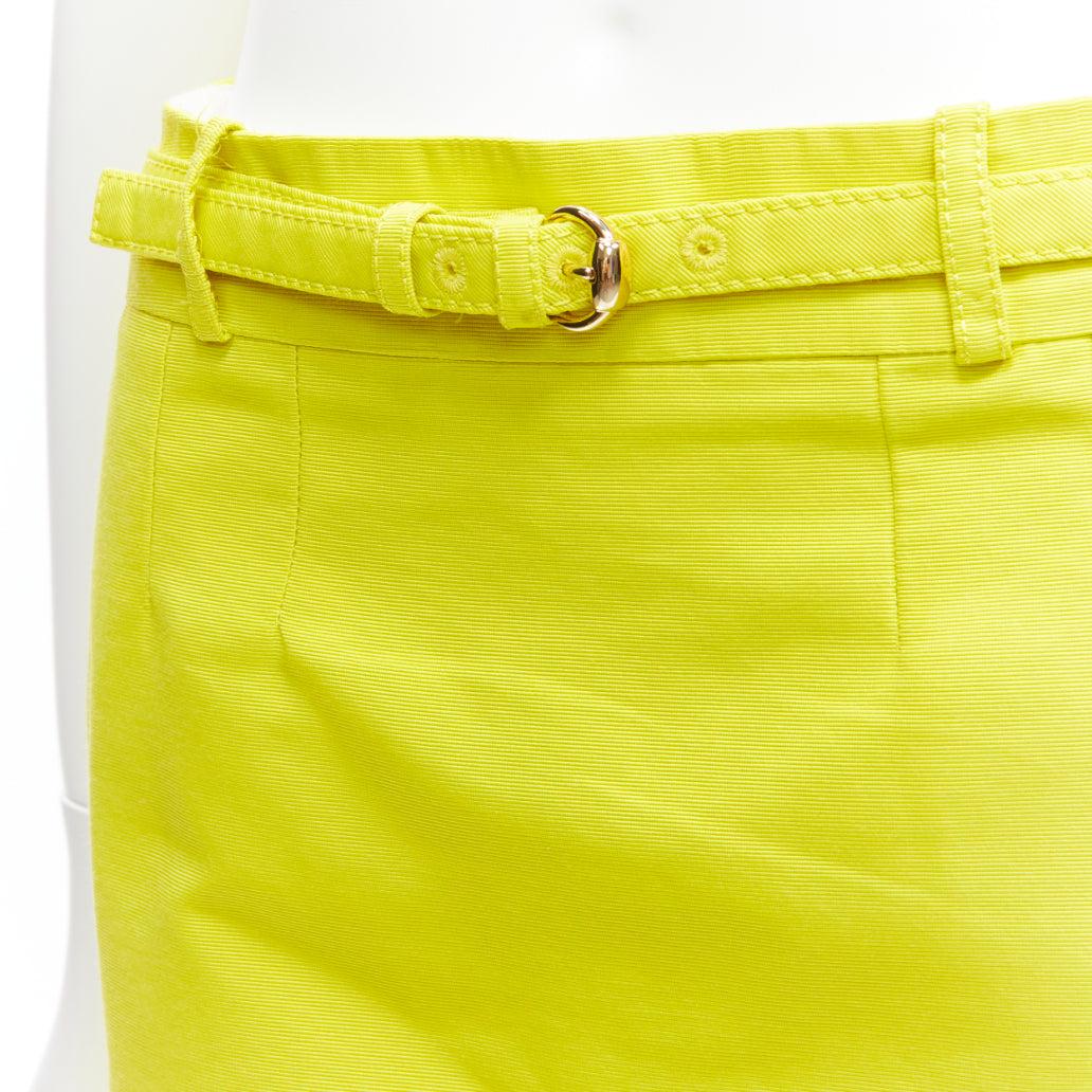 GUCCI 2011 neon yellow gold skinny belt darted slant pockets mini skirt IT36 XXS
Reference: SNKO/A00301
Brand: Gucci
Collection: 2011
Material: Polyester, Cotton
Color: Neon Yellow
Pattern: Solid
Closure: Zip
Lining: Yellow Fabric
Extra Details: Zip