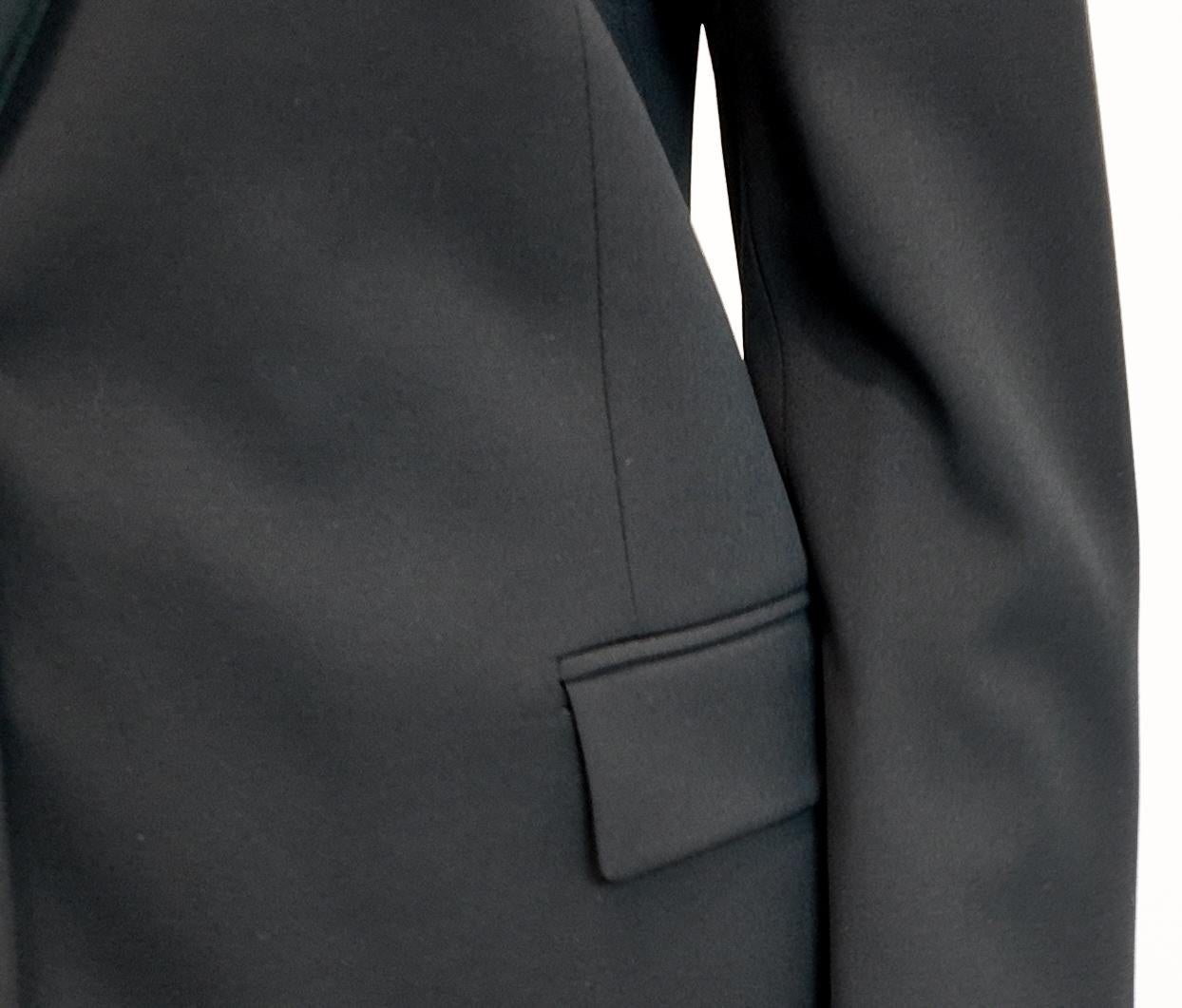 Gucci 2014 Smoking nero slim fit da donna con risvolto in raso in vendita 1