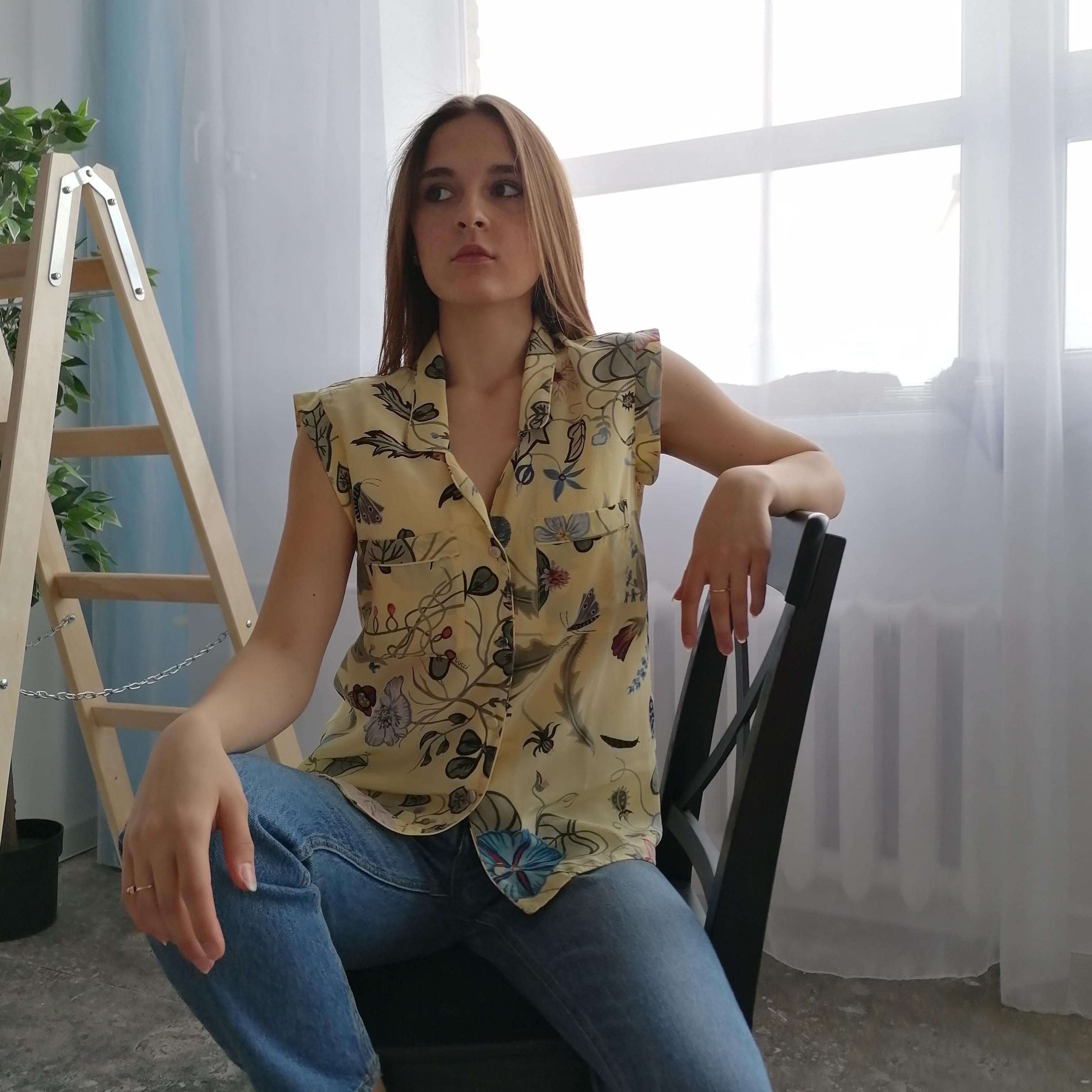 GUCCI 2015 LOGO Silk Flora Kris Knight Flora Print Blouse  USA 8 Rizzoli & Isles 1