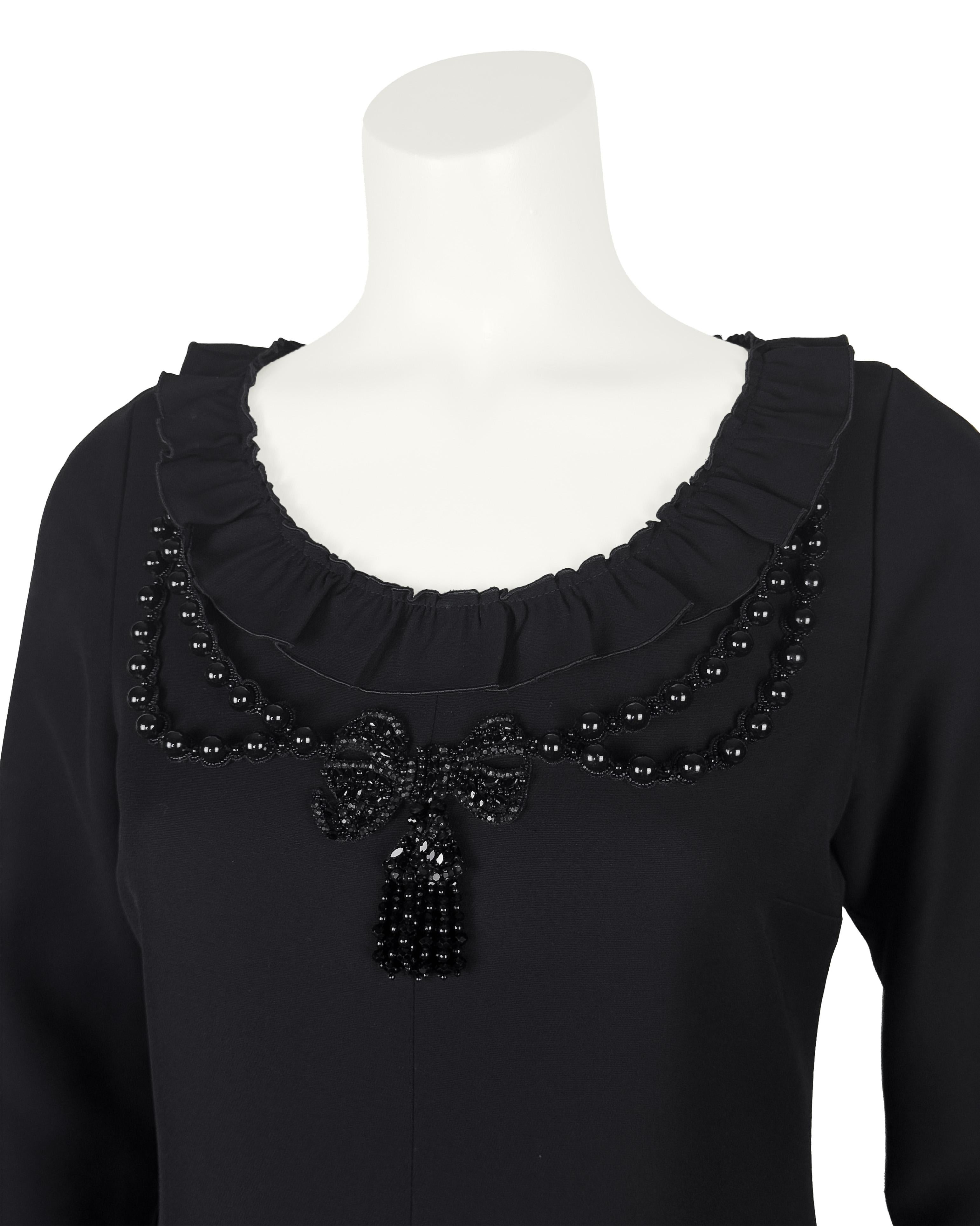 Gucci 2016 - Vestito nero a maniche lunghe con perline e ruches In condizioni buone in vendita a Toronto, Ontario