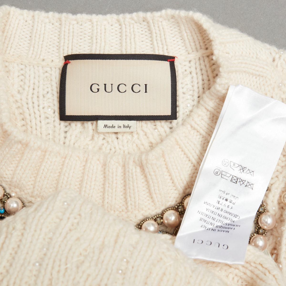 GUCCI 2016 cream wool cashmere faux pearl necklace embellished cable sweater S For Sale 4
