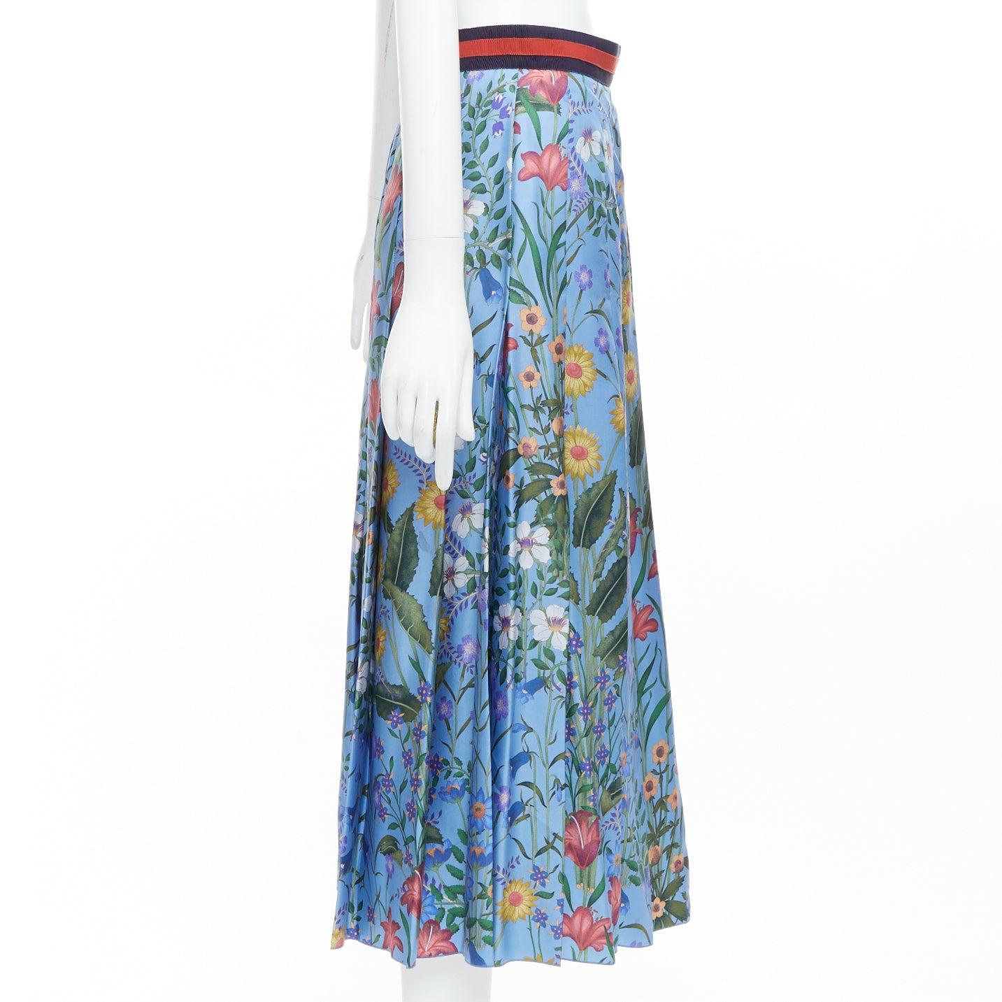 GUCCI 2016 Nuevo Flora 100% seda azul floración falda plisada IT42 M en Bueno estado para la venta en Hong Kong, NT