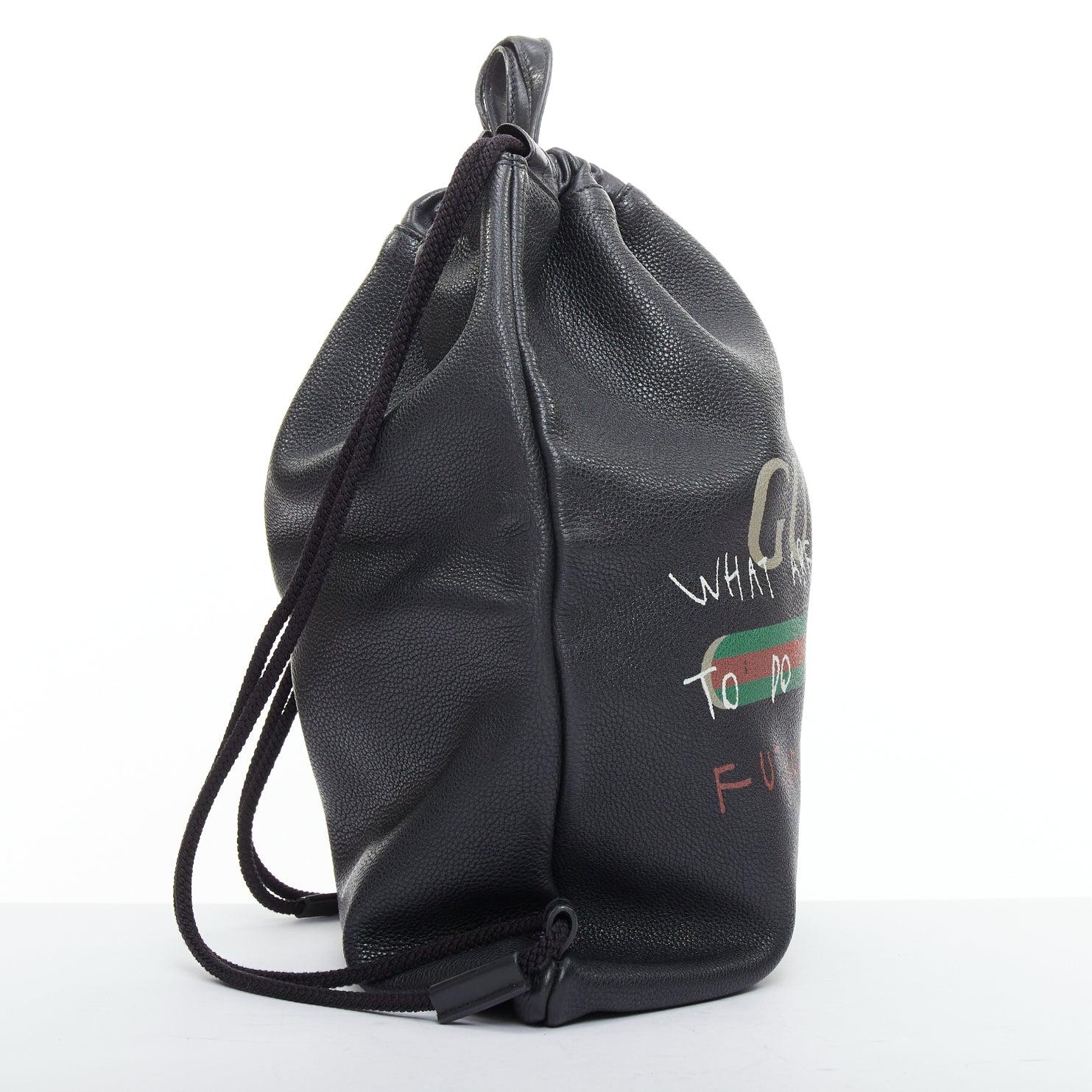 GUCCI 2017 Coco Capitan black leather graffiti drawstring backpack tote bag Bon état - En vente à Hong Kong, NT
