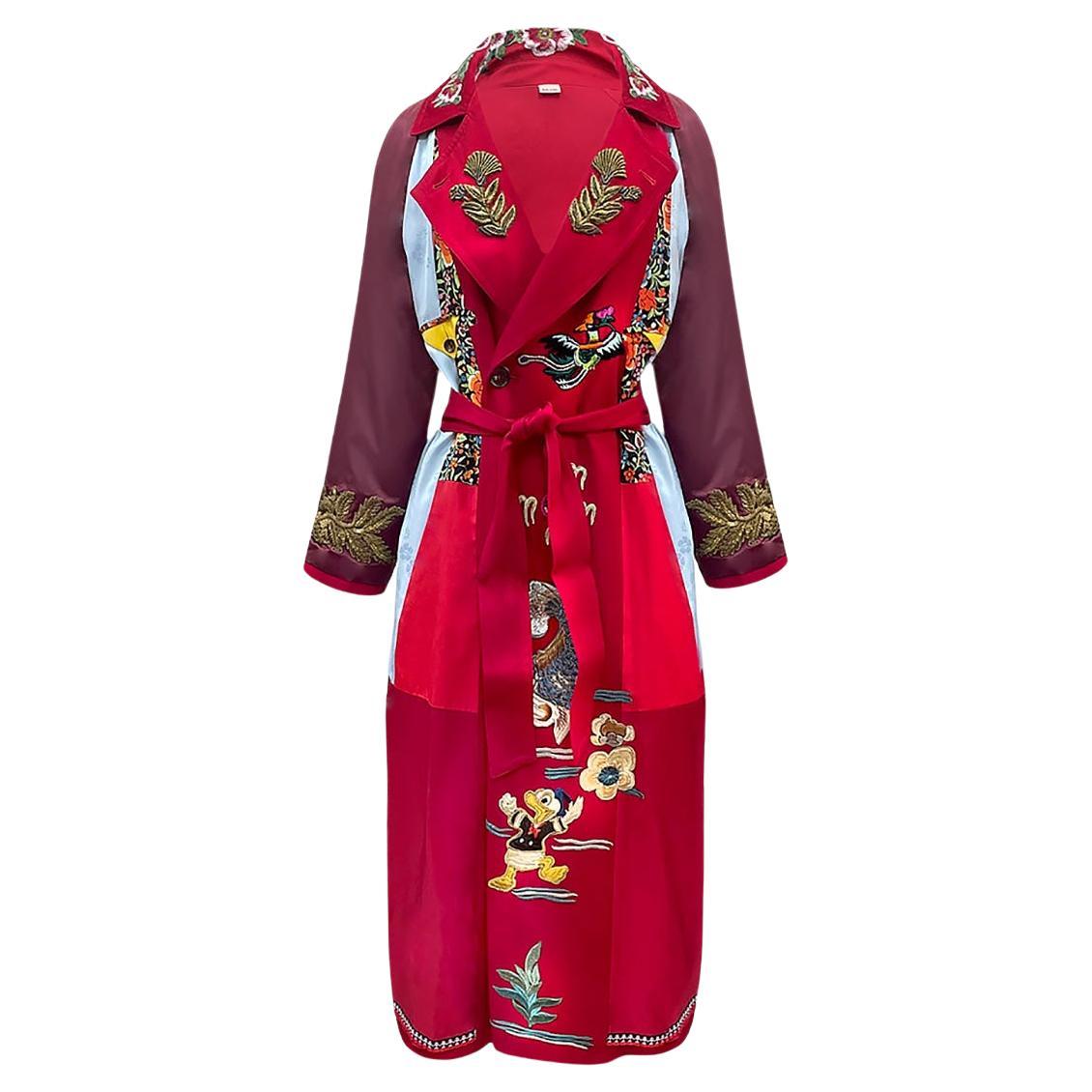 GUCCI 2017 L# 27 BRIGHT COAT EMBROIDERED with FLOWER and ANIMAL Size 48 (M)