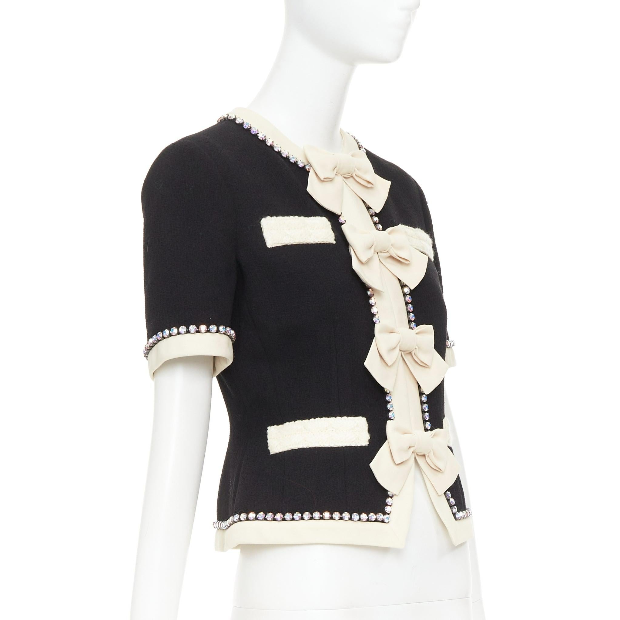 GUCCI 2017 Runway schwarz Kristall Schleife Swarovski verschönert Wolle Jacke IT40 S im Zustand „Hervorragend“ im Angebot in Hong Kong, NT