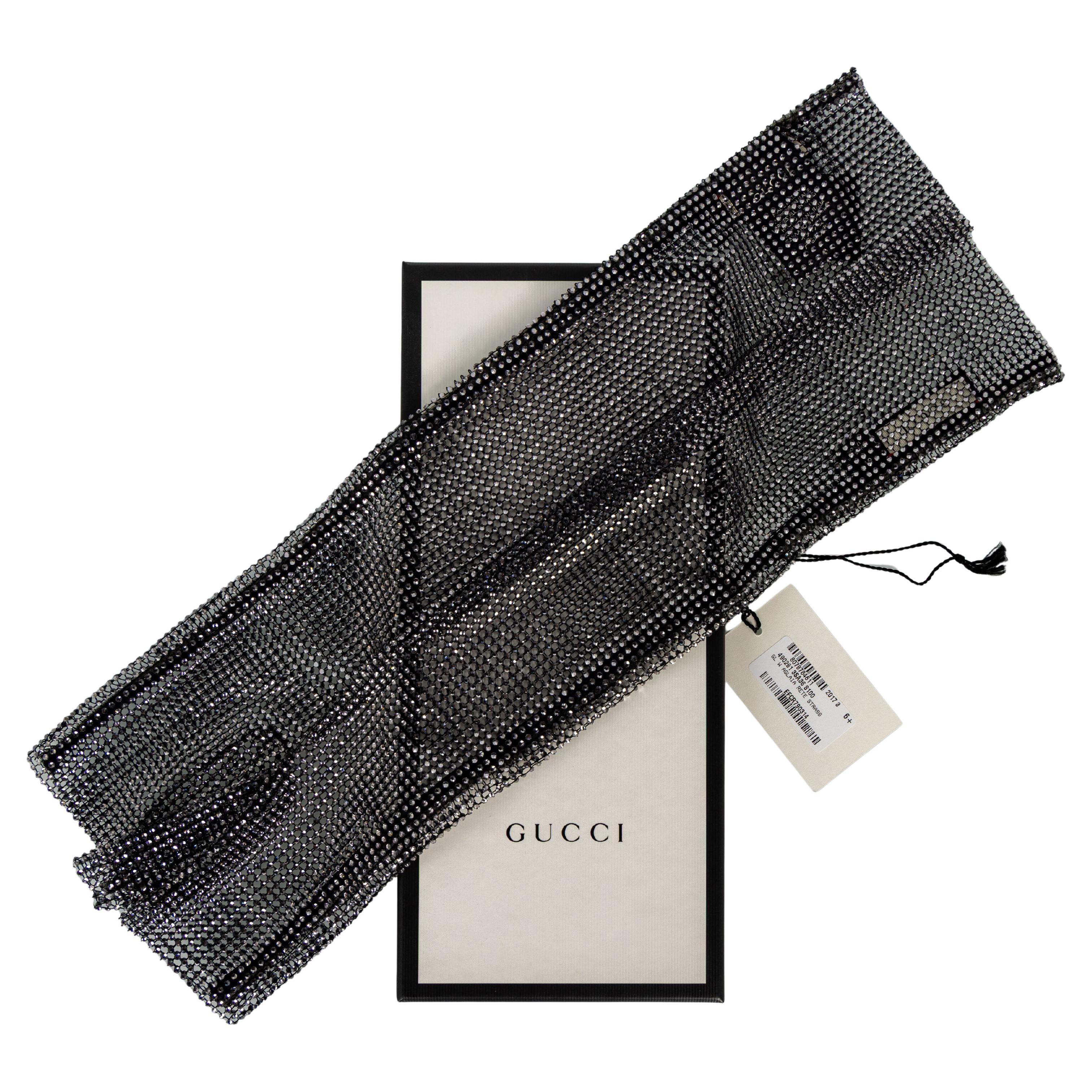 Gucci 2017 Runway Crystal Mesh Elbow Length Fingerless Gloves New (gants sans doigts) en vente