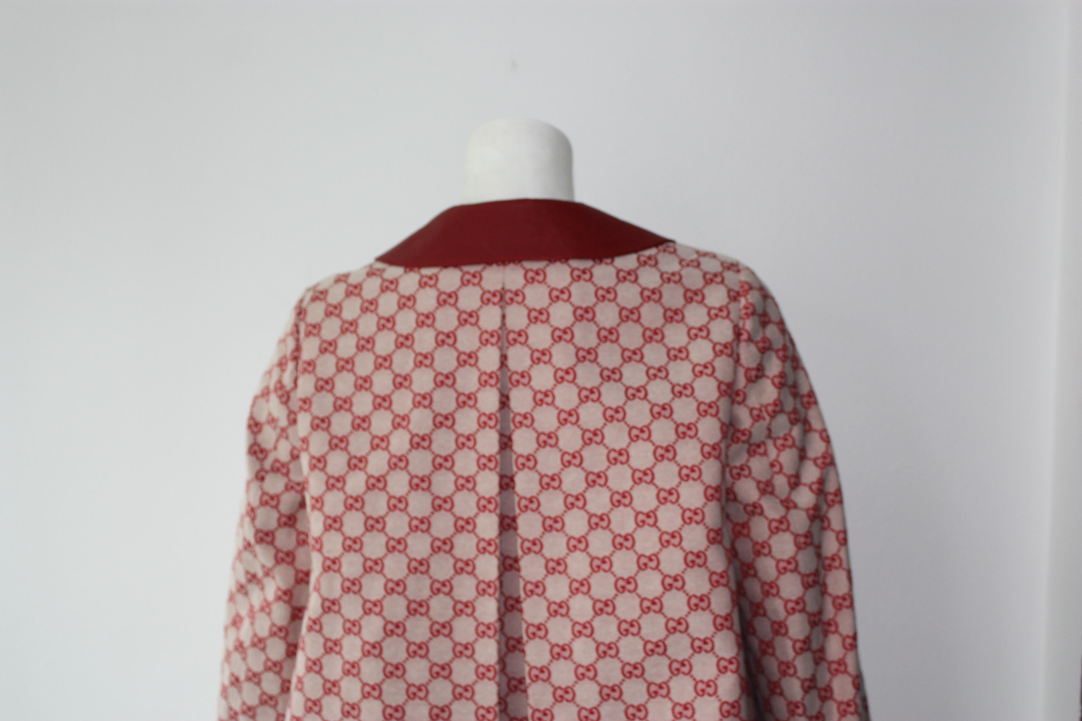 GUCCI Veste trapèze avec logo rouge (vendue), taille 40, 2018  en vente 3