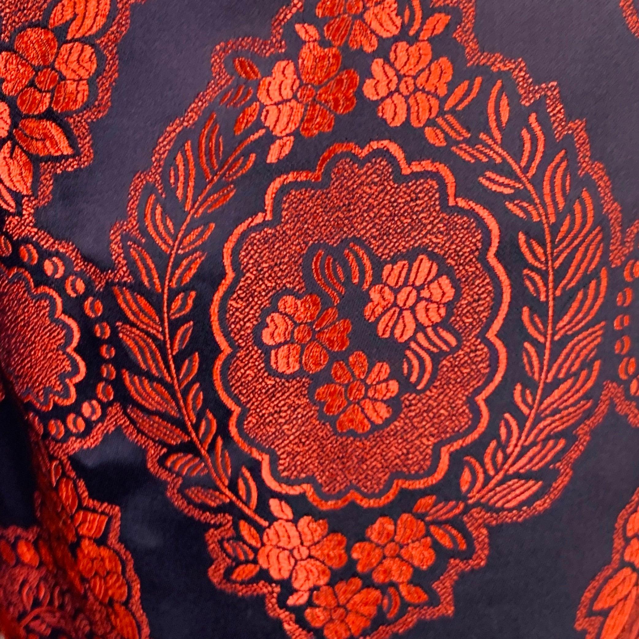GUCCI by Alessandro Michele 2018 shorts in a red and black viscose blend featuring featuring a joggers style, floral jacquard pattern, and drawstring closure. Made in Italy.New with Tags. 

Marked:   IT 44 

Measurements: 
  Waist: 28 - 32 inches