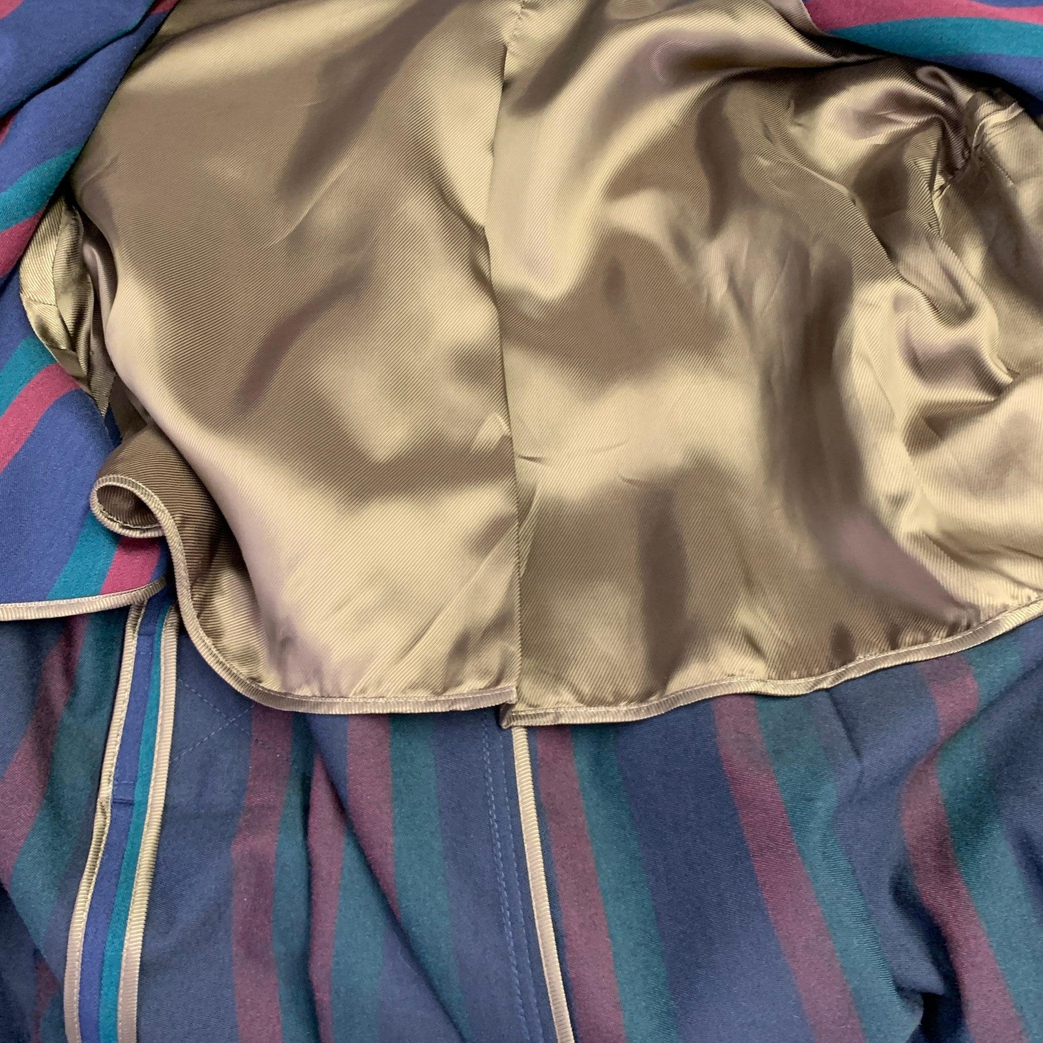 Gucci 2019 Taglia 42 Cappotto in lana a righe nere e bordeaux in vendita 1