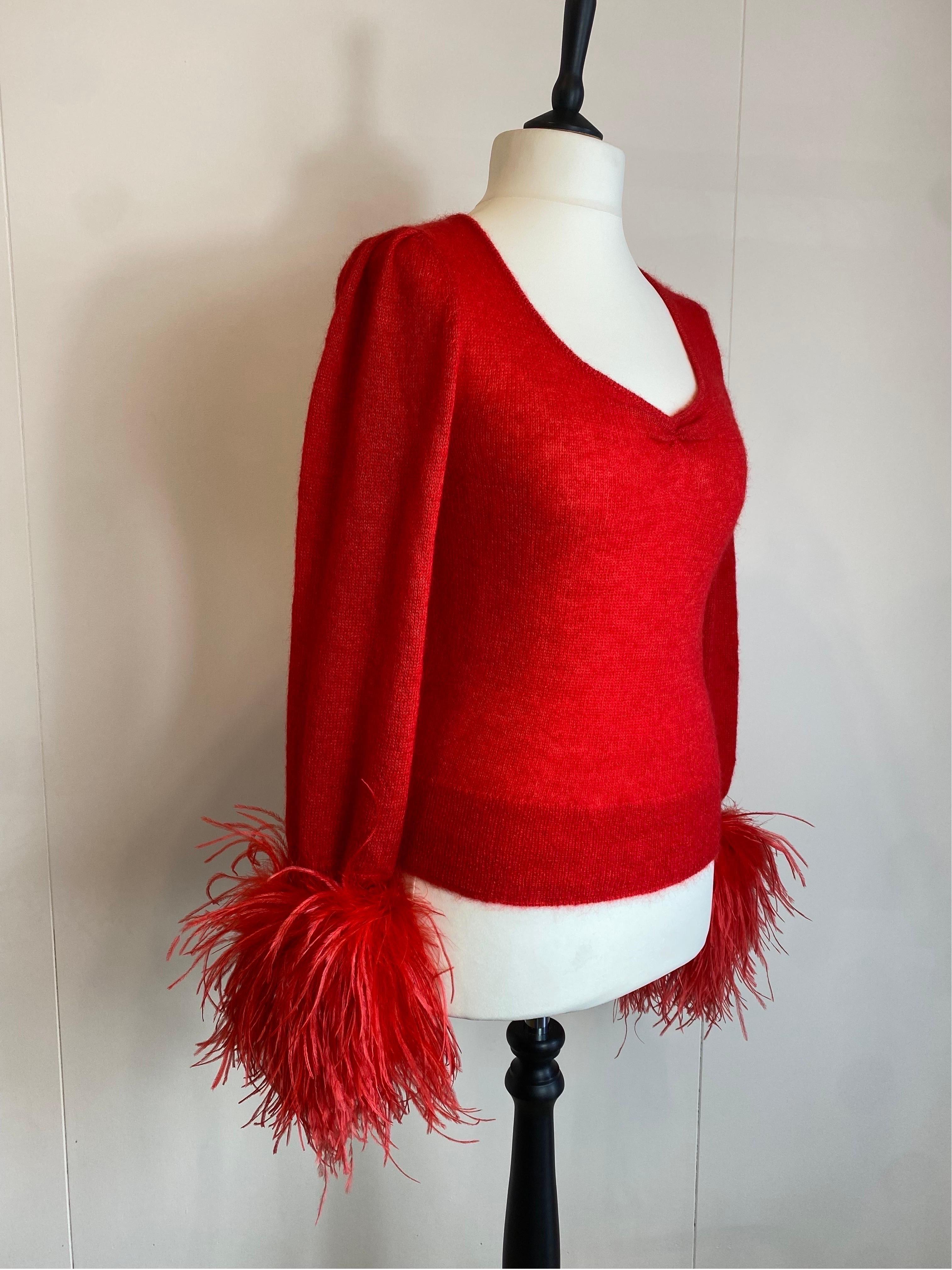 Gucci 2020 red feather mohair Pullover In New Condition For Sale In Carnate, IT