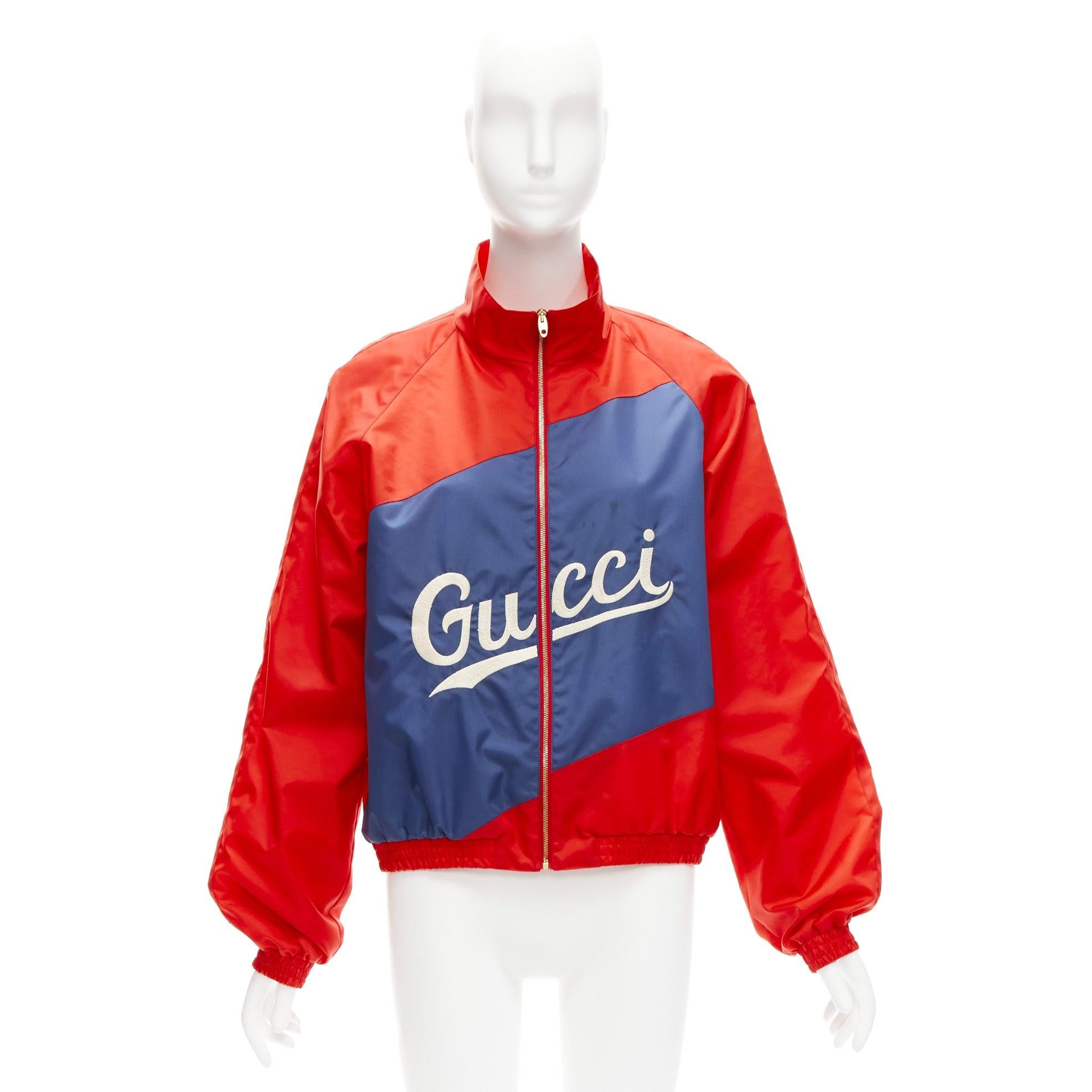 GUCCI 2020 Script logo red blue nylon track coach jacket IT44 L For Sale 5