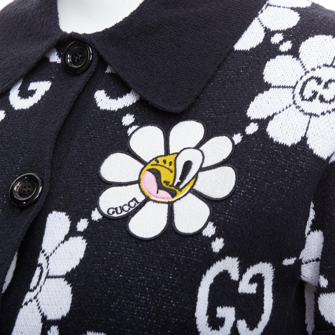 GUCCI 2024 black white cotton blend floral daisy knit polo cardigan S
Reference: AAWC/A01308
Brand: Gucci
Collection: Spring 2024 - Similar design on the Runway
Material: Cotton, Blend
Color: Black, White
Pattern: Monogram
Closure: Button
Made in: