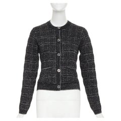 GUCCI 2025, schwarzer, silbermetallic-farbener Cardigan mit Karomuster und Vintage-GG-Knöpfen, Größe XS