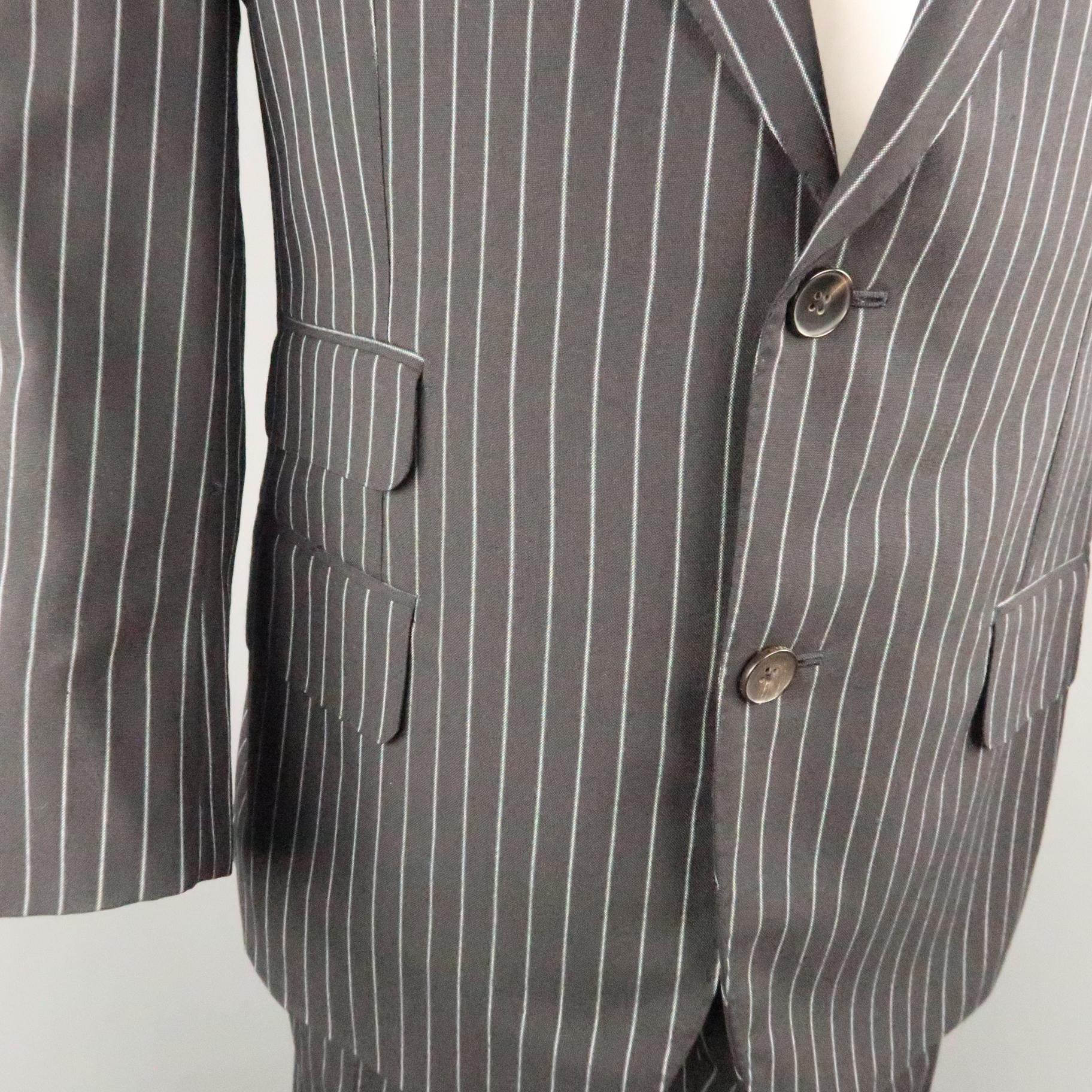 GUCCI 42 Black & White Pinstripe Wool 34 27 Notch Lapel Suit 2