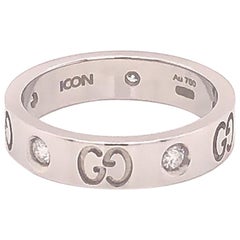 Gucci Icon-Ring mit 5 Diamanten, 18 Karat Weißgold 0,30 Karat