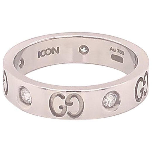 Gucci 5 Diamond Icon Band Ring, 18 Karat White Gold 0.30 Carat For 