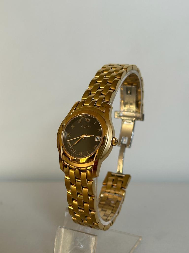 Gucci 5400L Damenarmbanduhr. Schwer vergoldet, 26 mm, Gehäusejahr 1998 1