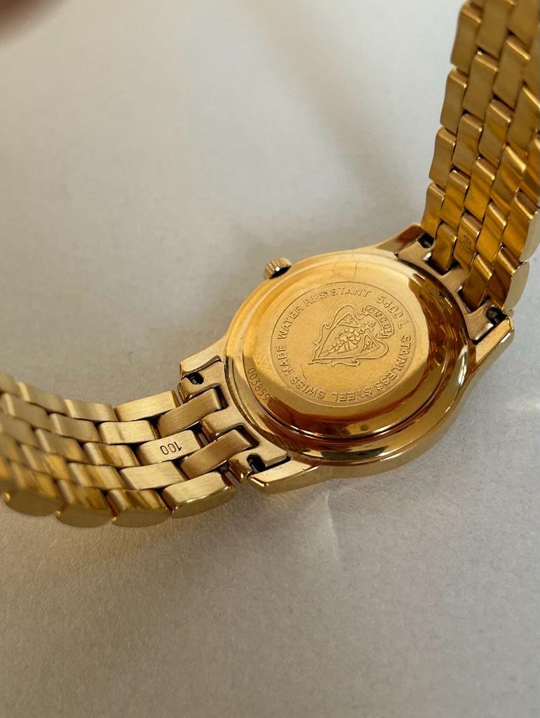 Gucci 5400L Damenarmbanduhr. Schwer vergoldet, 26 mm, Gehäusejahr 1998 2