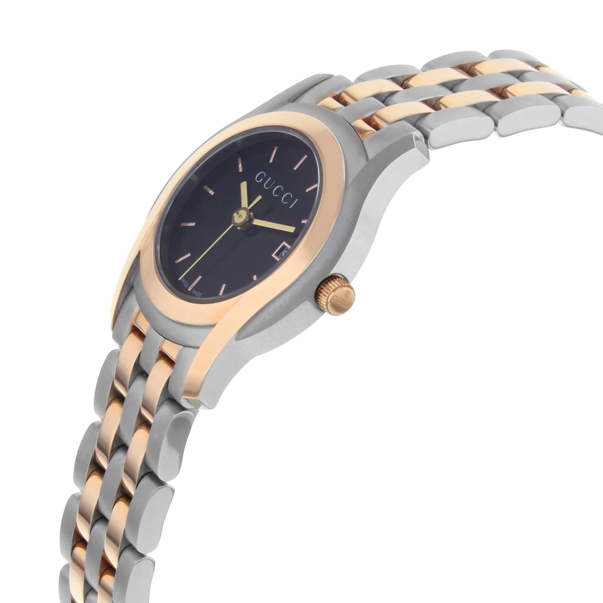 This pre-owned Like New Gucci 5500L YA055531 is a beautiful Ladies timepiece that is powered by a quartz movement which is cased in a stainless steel case. It has a round shape face, date dial and has hand sticks style markers. It is completed with