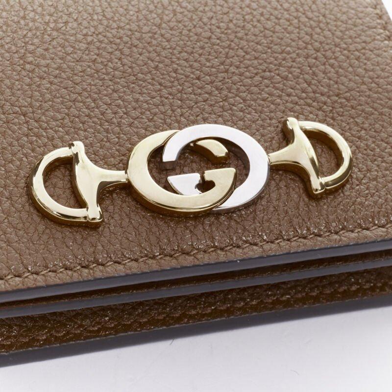 GUCCI 570660 Zumi brown leather GG Horsebit bi-fold wallet on chain nano bag For Sale 2