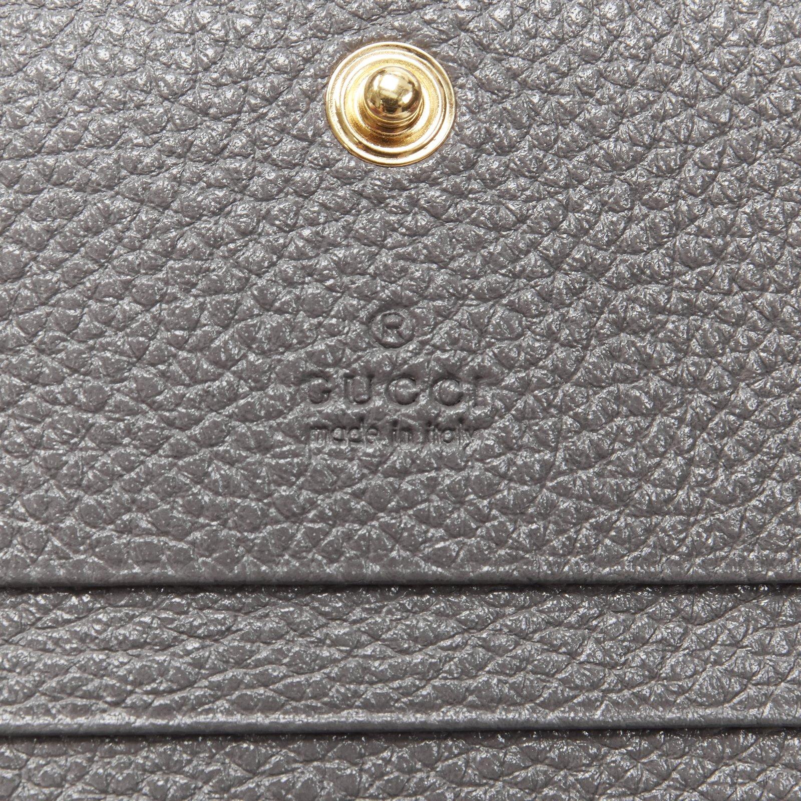 GUCCI 570660 Zumi gris cuir GG Horsebit portefeuille bi-fold sur chaîne mini sac en vente 6