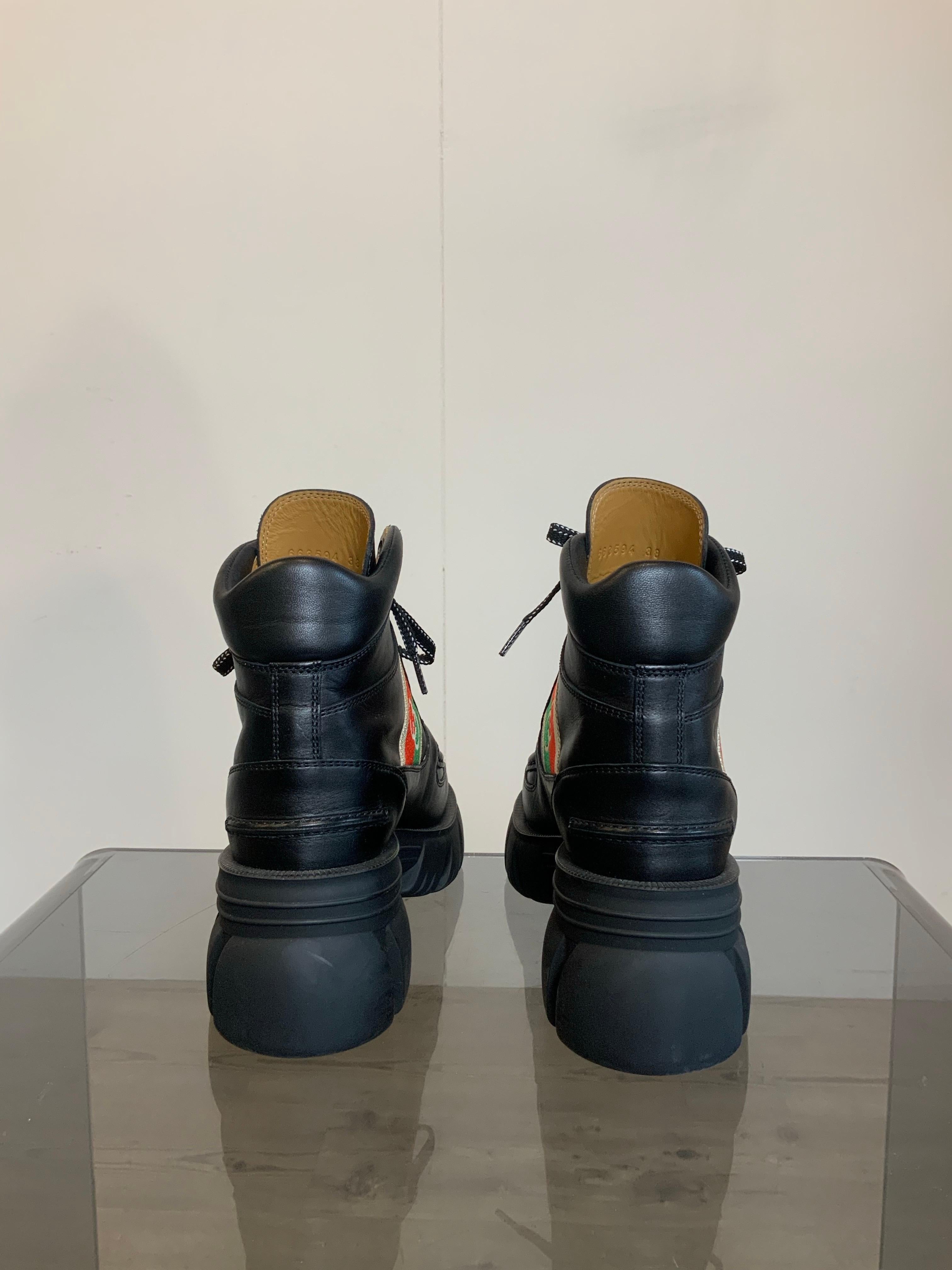 Women's or Men's Gucci 60 mm romance Combat ankle boot For Sale