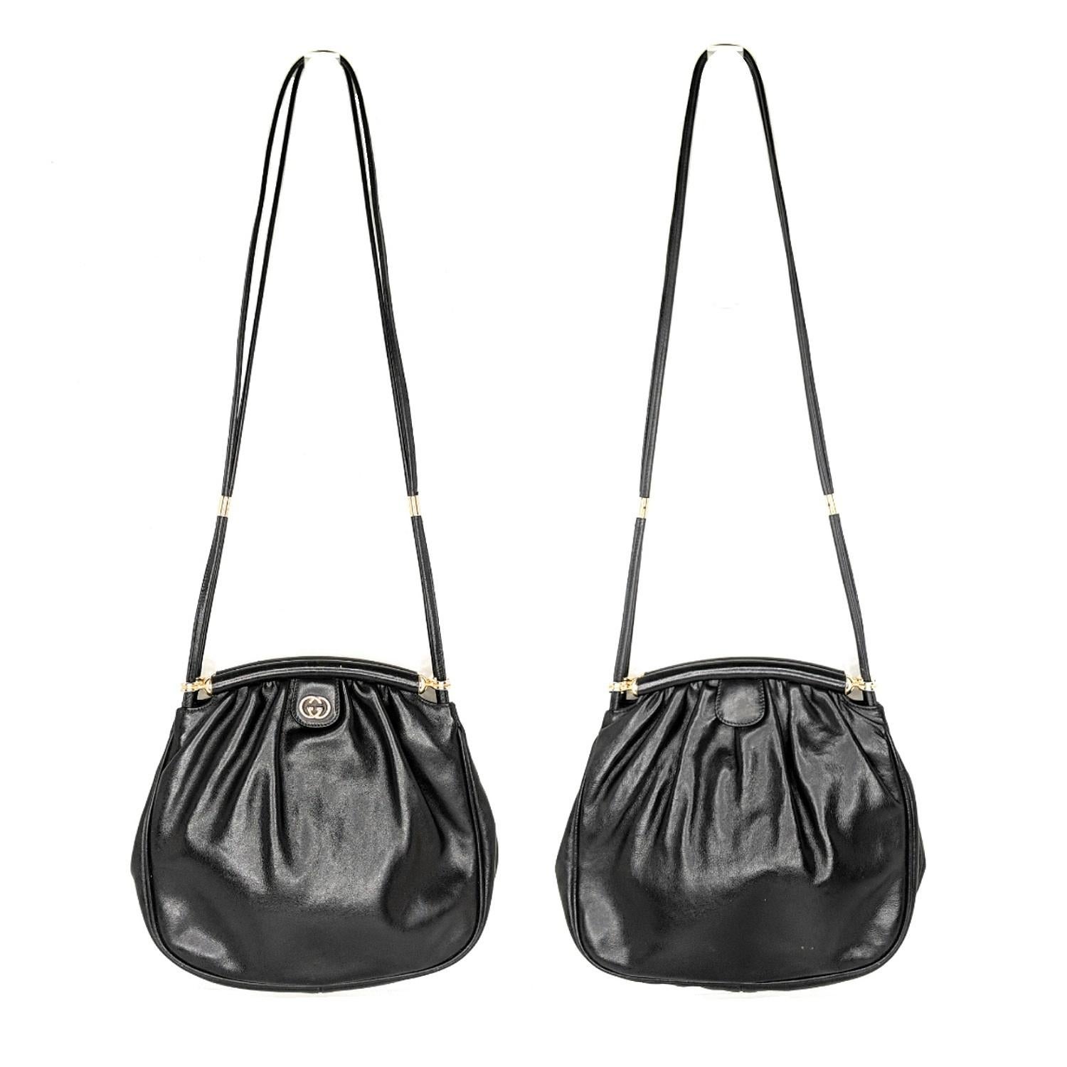 Gucci 70s Vintage Black Leather Interlocking G Shoulder Bag In Good Condition In Scottsdale, AZ