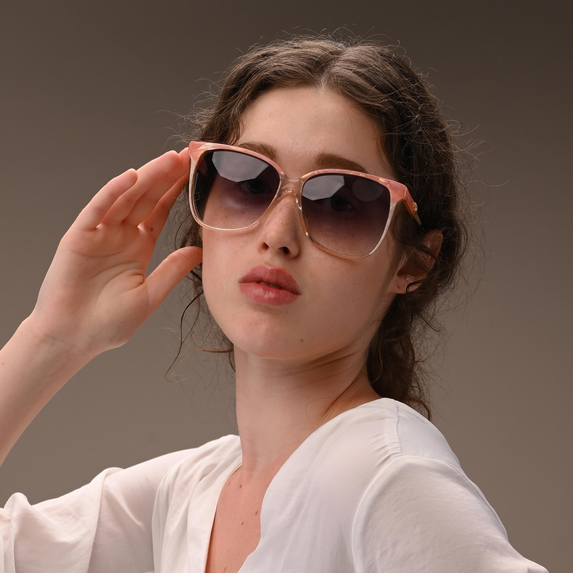 Vintage-Sonnenbrille von Gucci aus den 70ern Damen im Angebot