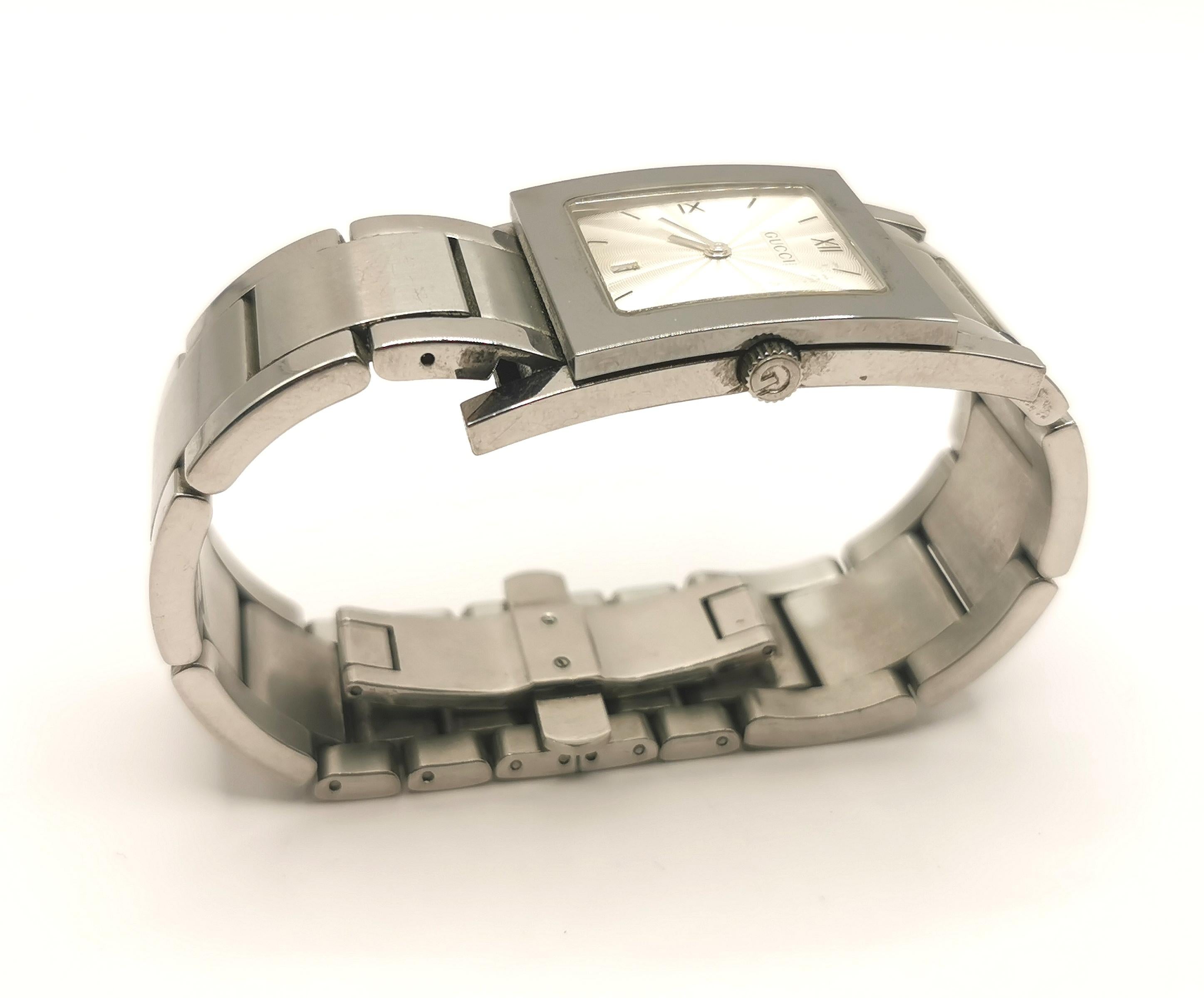 Modern Gucci 7900M.1 stainless steel wristwatch 