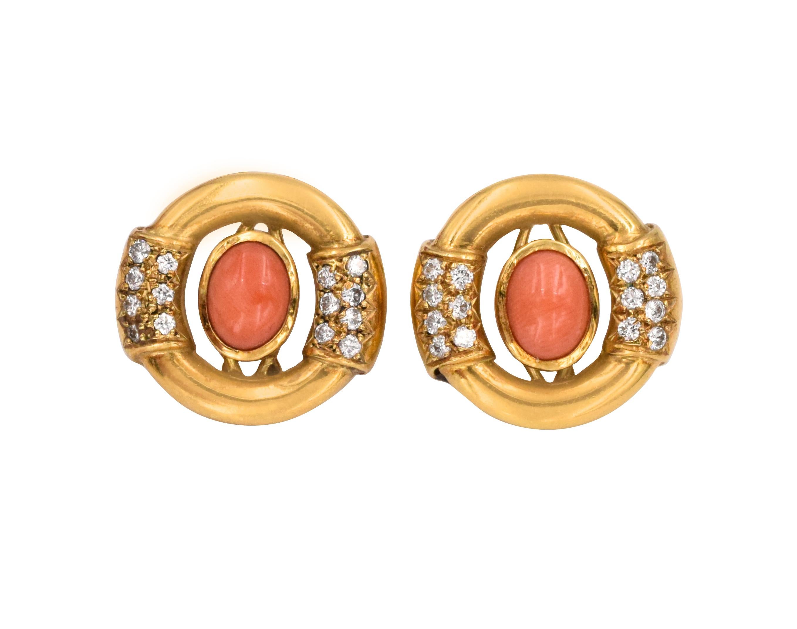 Gucci a Coral and Diamond Suite In Excellent Condition For Sale In New York, NY
