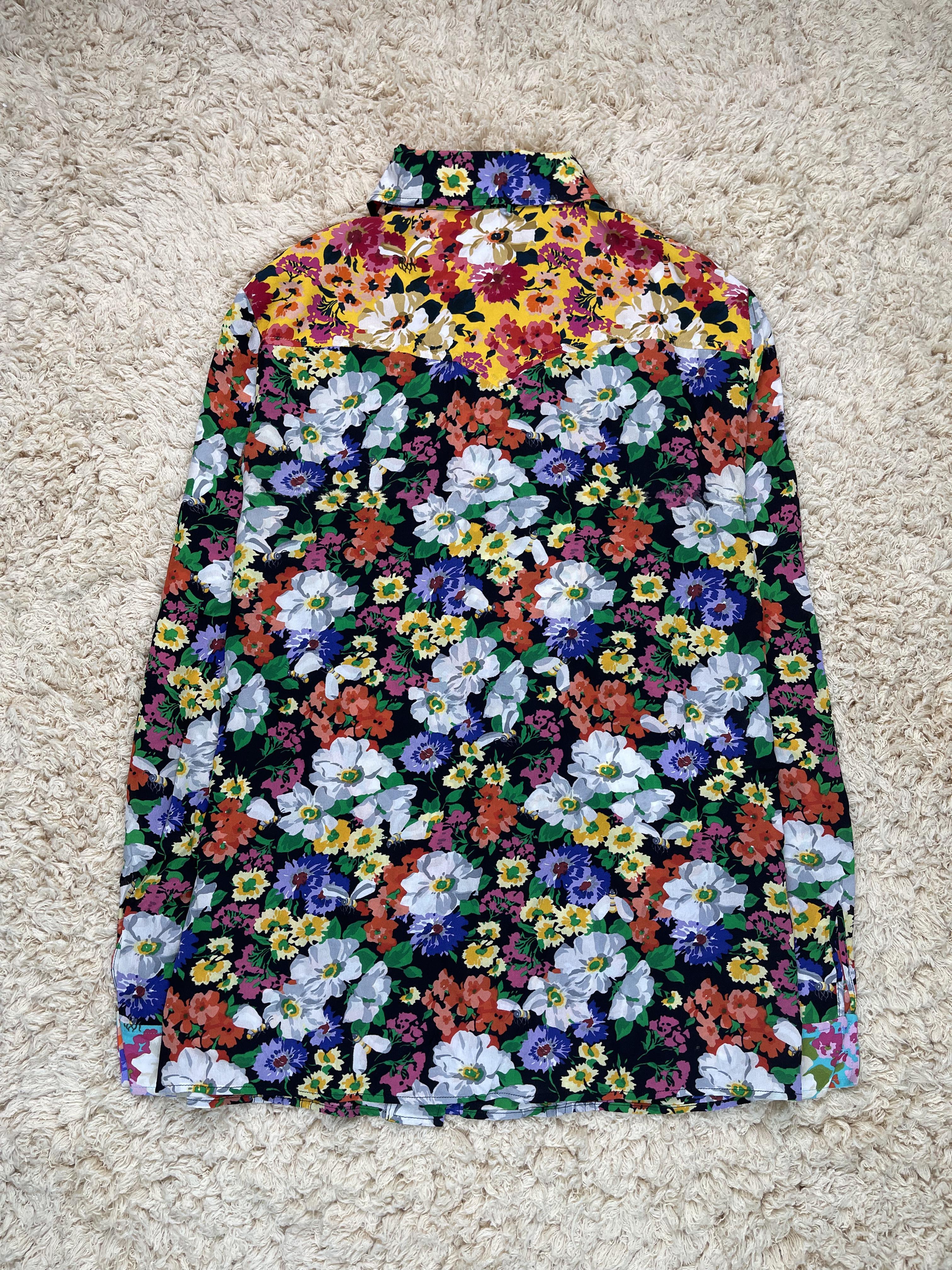 Gucci H/W 2017 Faltenhemd mit Blumenmuster  im Angebot 5