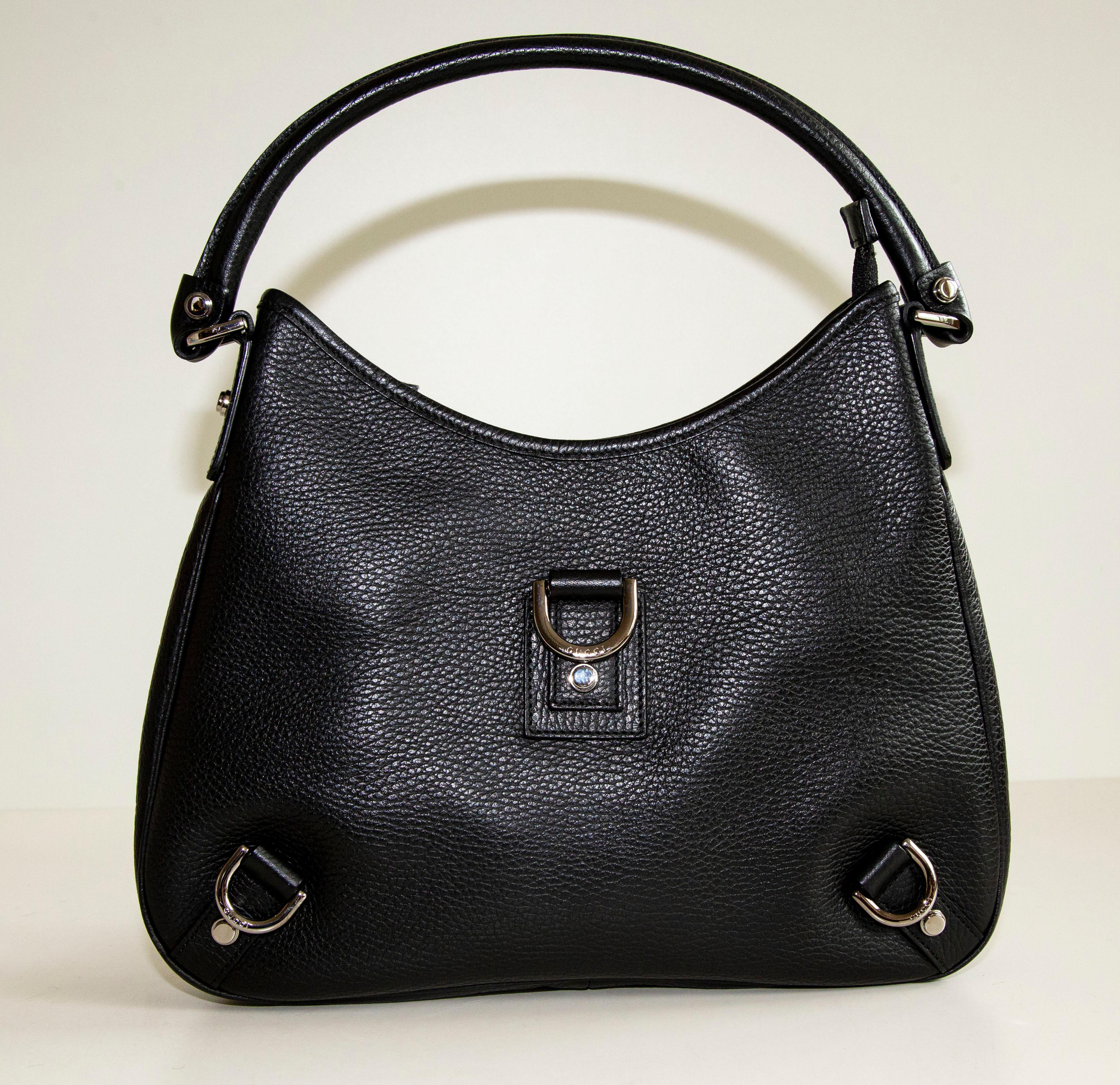 Gucci Abbey D-Ring Black Leather Shoulder Bag In Excellent Condition In Arnhem, NL