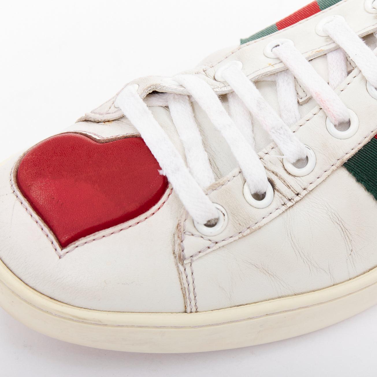 Gucci Ace, scarpe da ginnastica in pelle bianca e rosa con ricamo floreale, EU37.5 in vendita 3