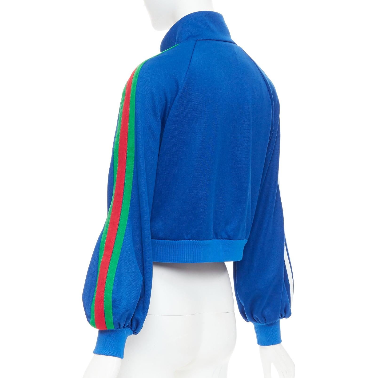 GUCCI Adidas 2022 Trefoil blue embroidery web trim logo track jacket XS
Reference: AAWC/A01533
Brand: Gucci
Designer: Alessandro Michele
Model: Trefoil
Collection: Adidas 2022
Material: Polyester, Blend
Color: Blue, Multicolour
Pattern: