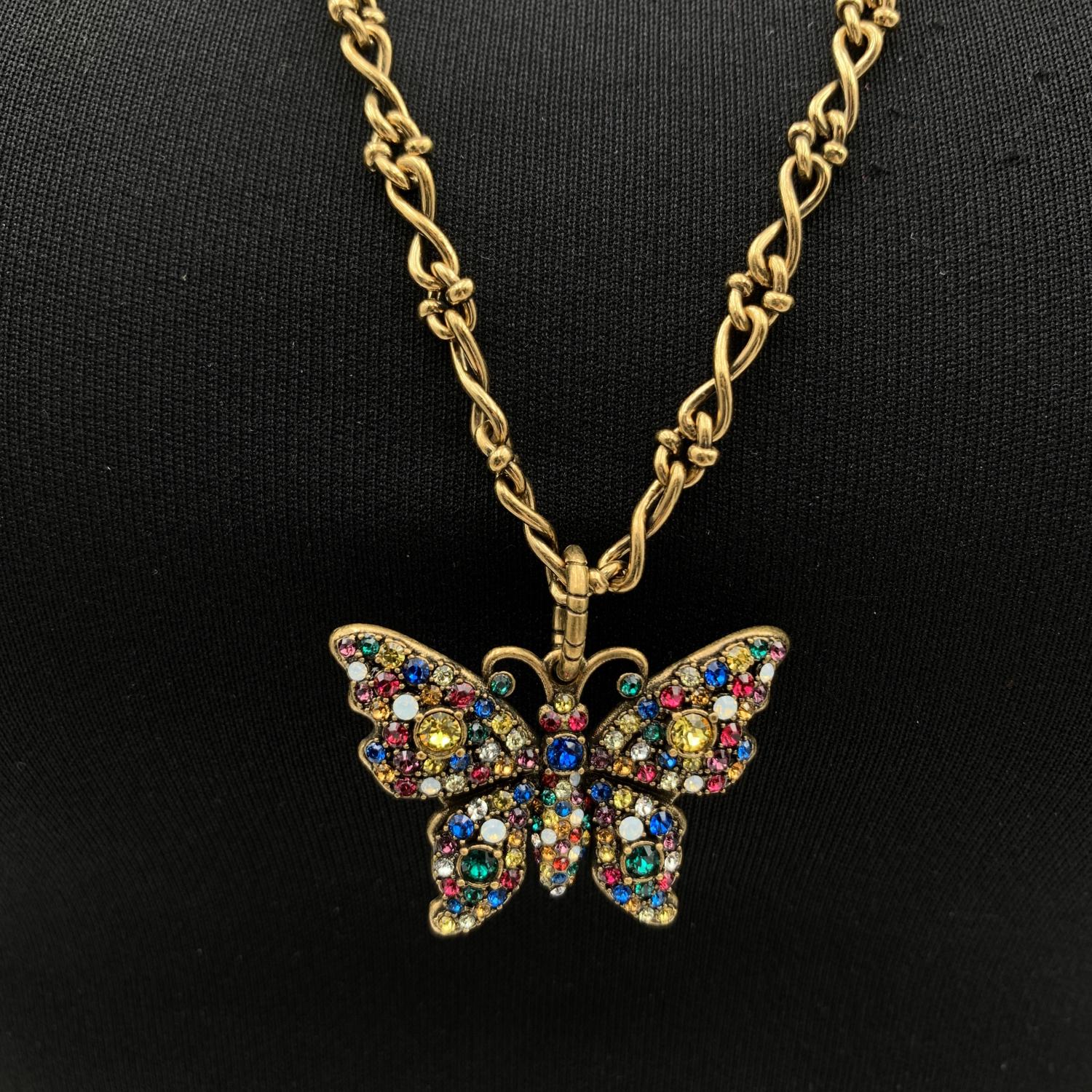 Gucci Aged Gold Metal Multicolor Crystal Butterfly Necklace In Excellent Condition For Sale In Rome, Rome