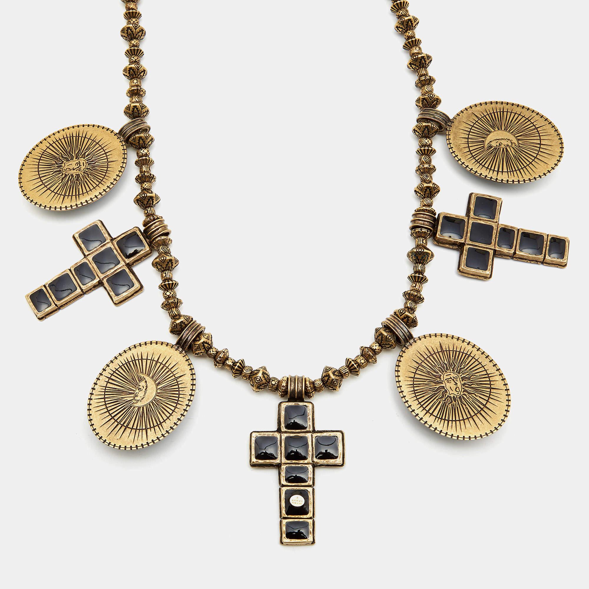 This necklace from Gucci imparts elegance through its distinctive design. It speaks of impeccable style and ultimate luxury. Flaunt your discerning fashion taste by buying this beauty today!

Includes: Original Dustbag, Original Box

