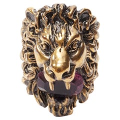 Used GUCCI Alessandro Michele gold lion purple crystal oversized cocktail ring Sz0