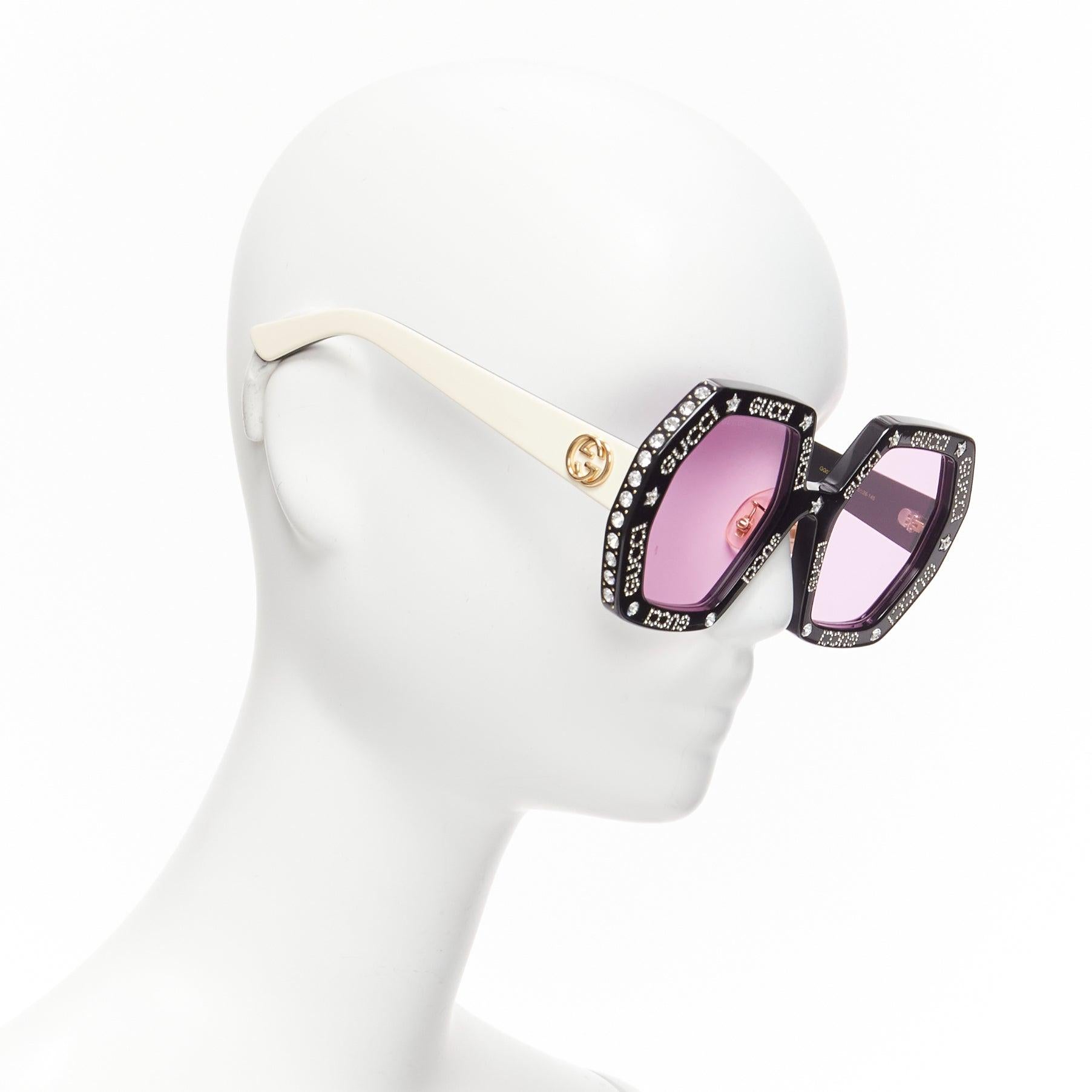 GUCCI Alessandro Michele Hollywood Forever GG0772S logo crystal black  sunnies
Reference: TGAS/D01046
Brand: Gucci
Designer: Alessandro Michele
Model: GG0772S
Collection: Hollywood Forever
Material: Acetate
Color: Black, Silver
Pattern: