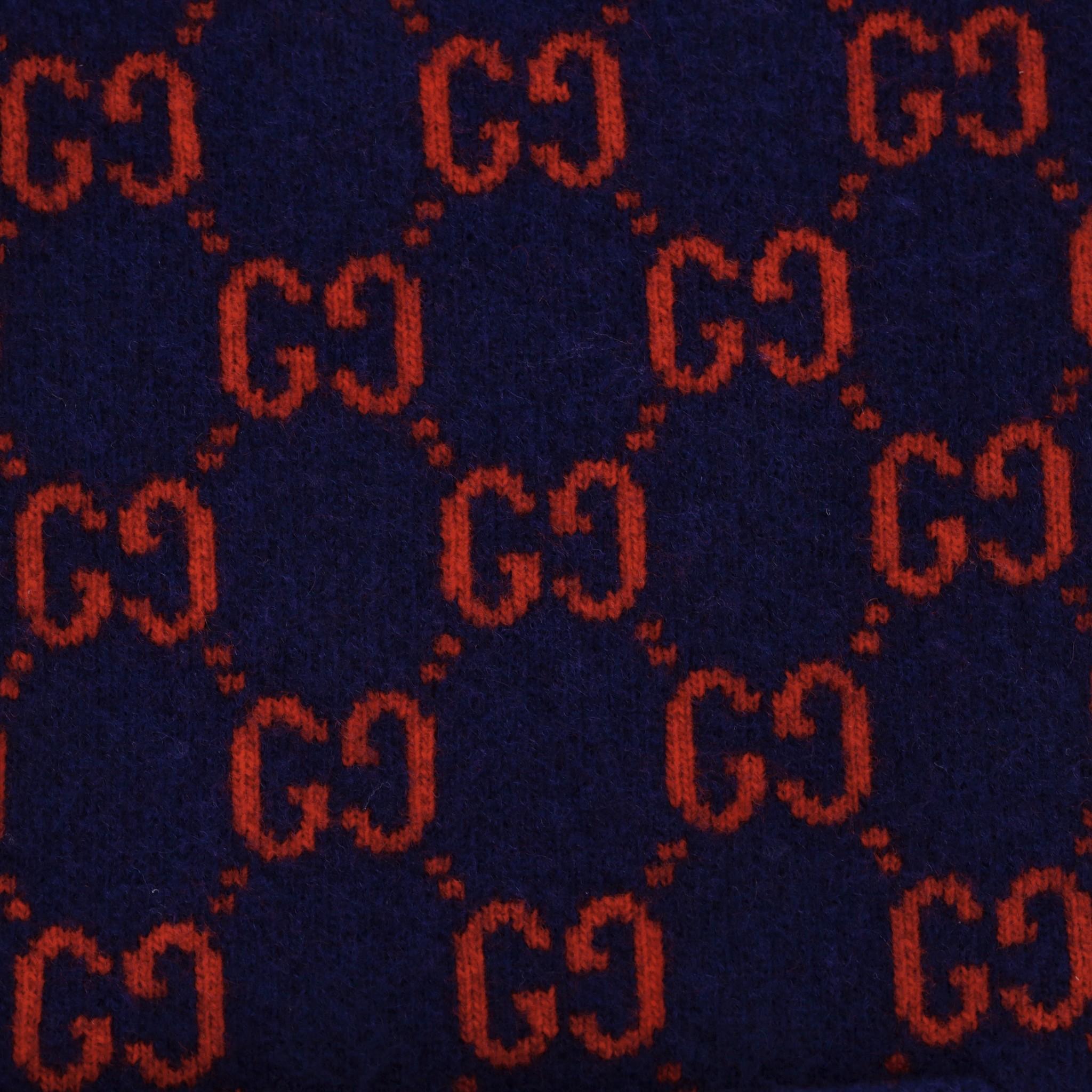 Gucci All Over 'GG' Logo-Strickjacke mit V-Ausschnitt aus Wolle im Angebot 1