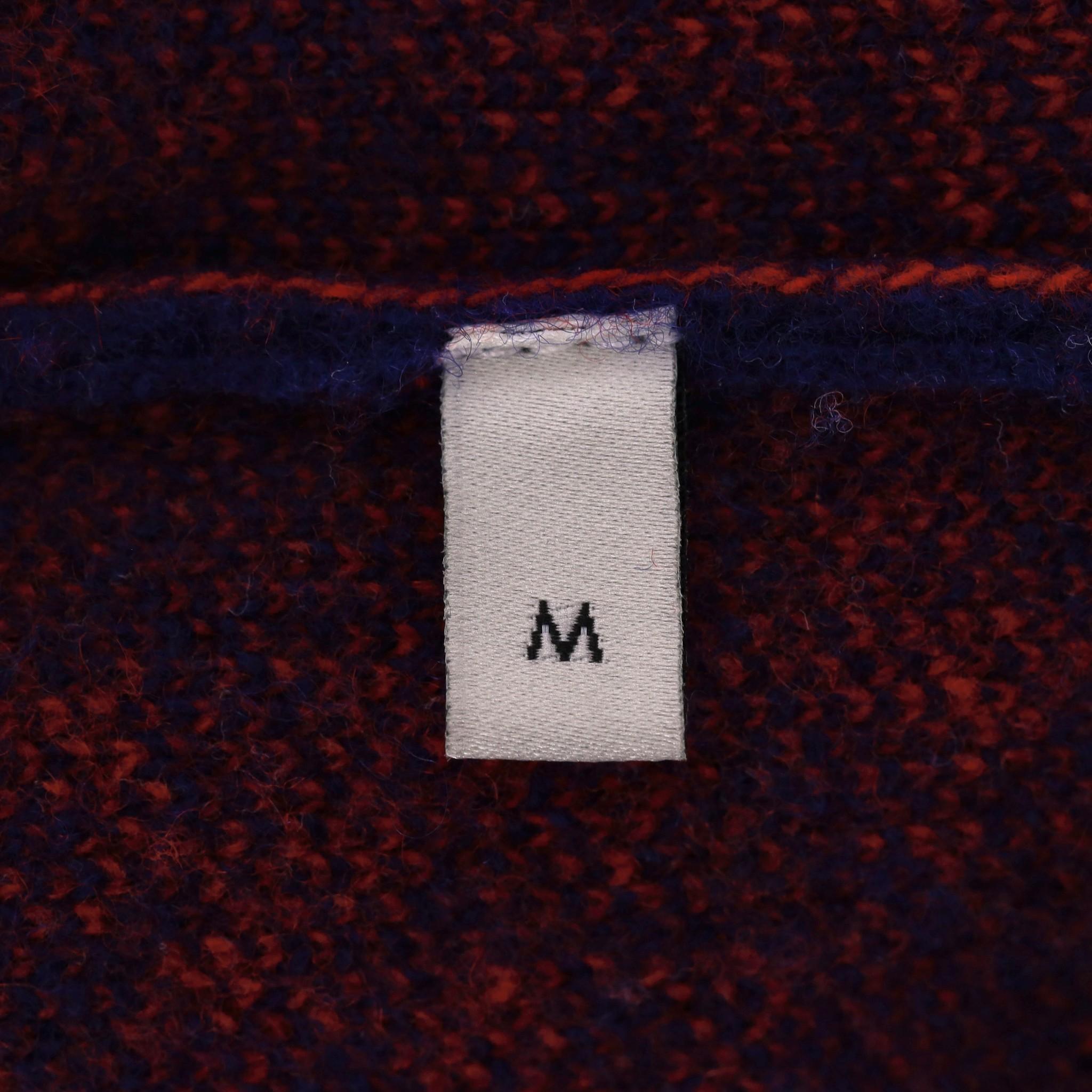 Gucci All Over 'GG' Logo-Strickjacke mit V-Ausschnitt aus Wolle im Angebot 3