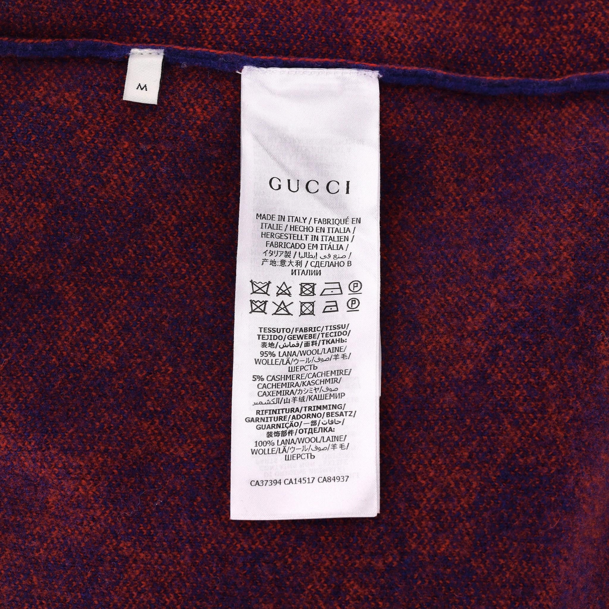 Gucci All Over 'GG' Logo-Strickjacke mit V-Ausschnitt aus Wolle im Angebot 4