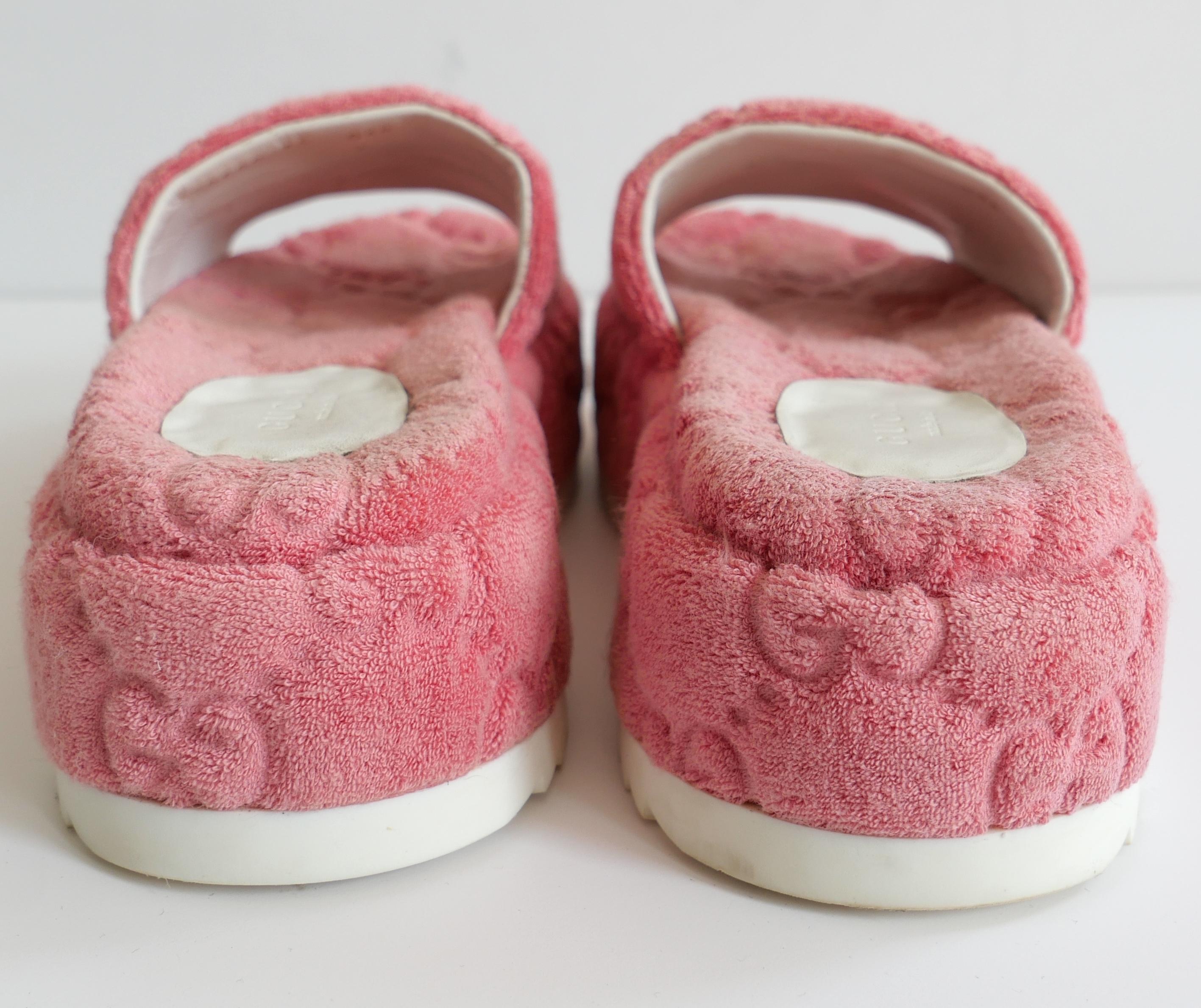 Gucci - Angelina GG - Slides à plateforme rose Excellent état - En vente à London, GB